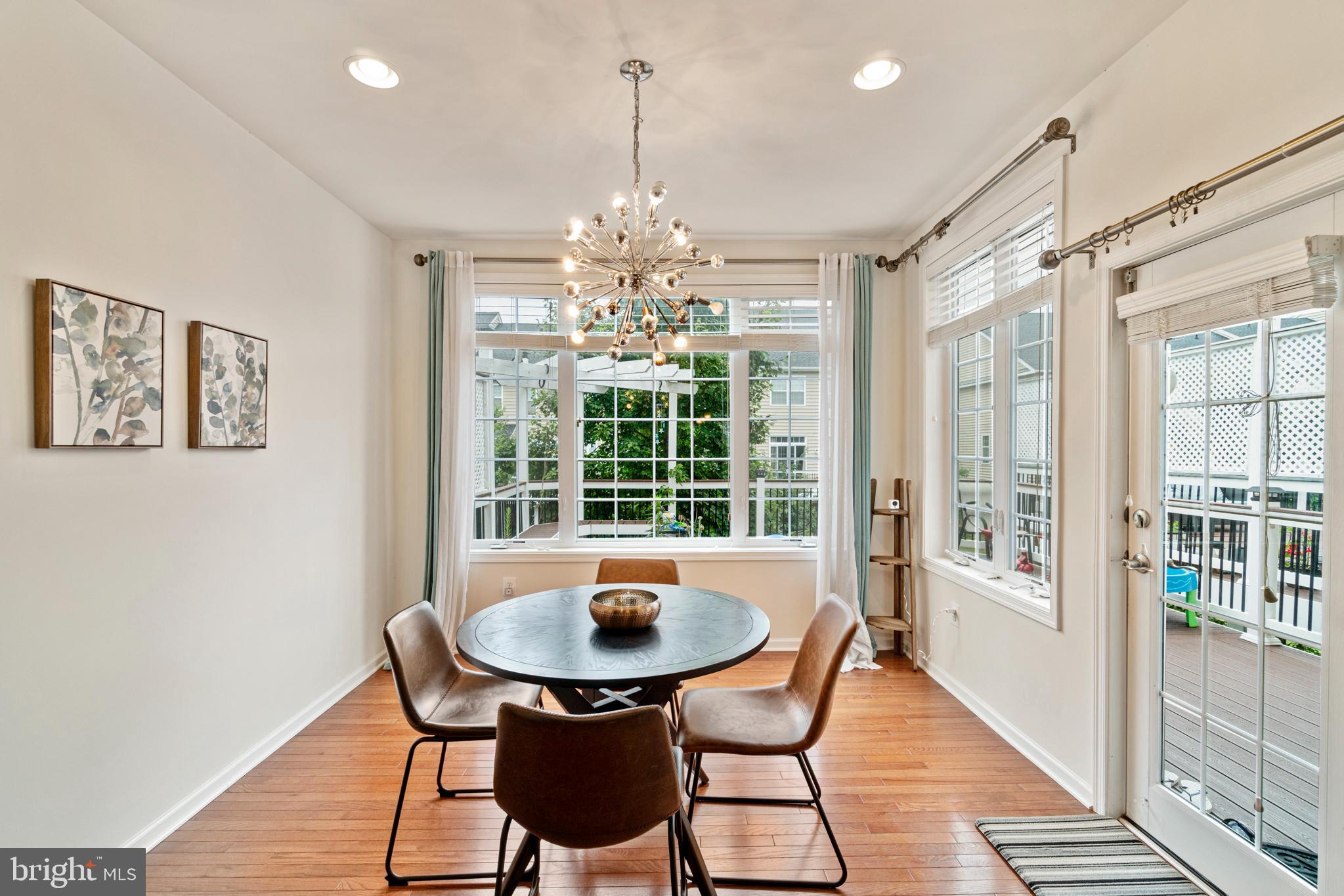 LOUDOUN VALLEY ESTATES 2 - Residential Lease