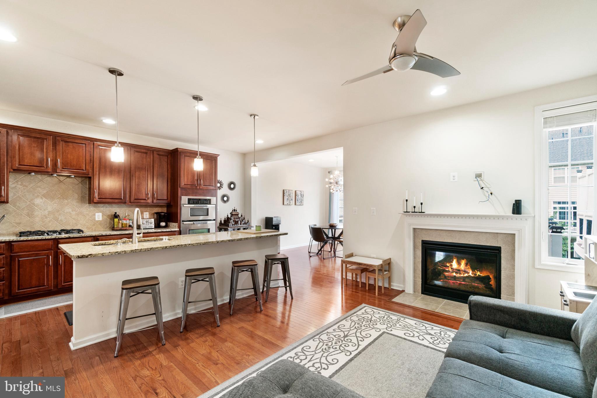 LOUDOUN VALLEY ESTATES 2 - Residential Lease