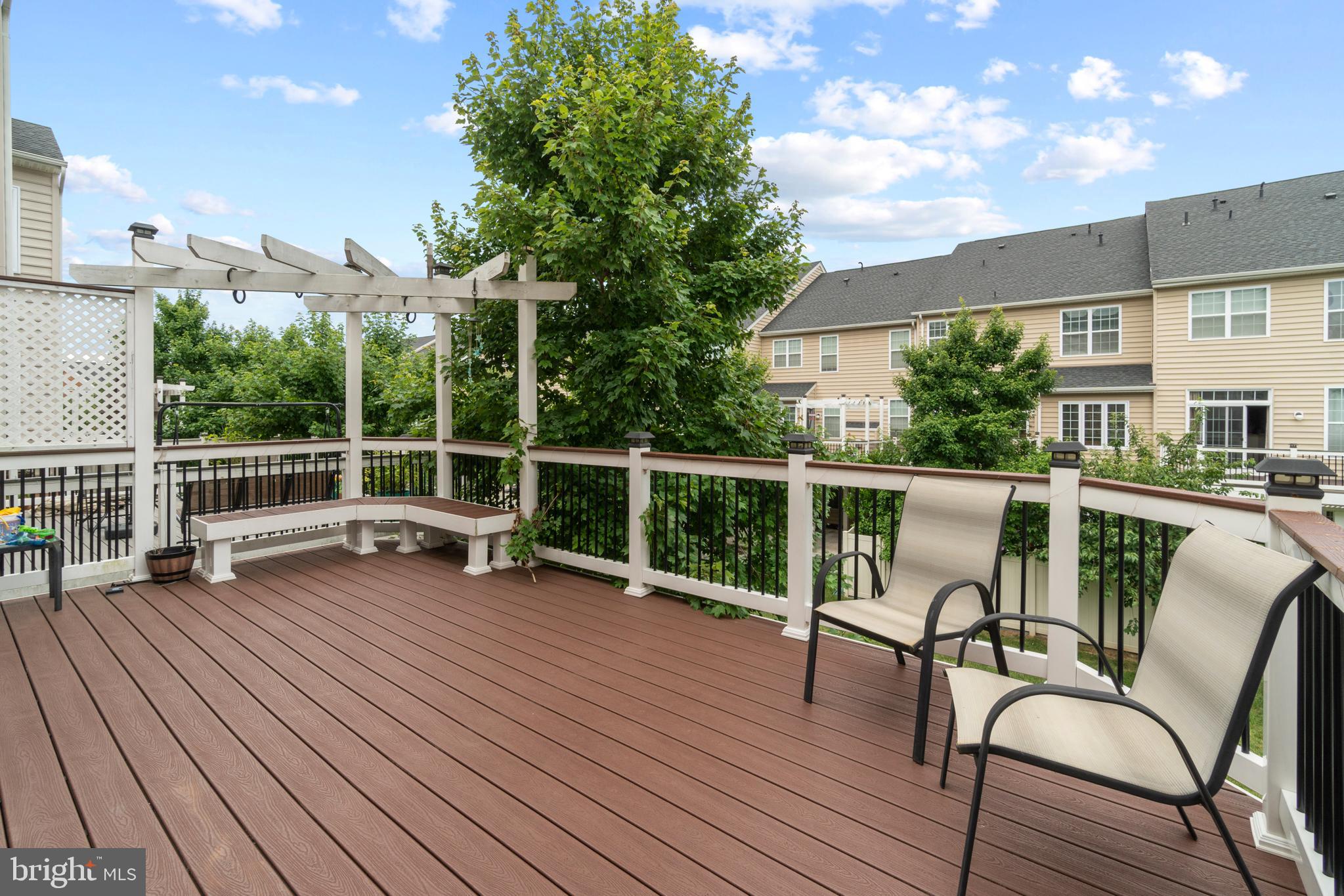 LOUDOUN VALLEY ESTATES 2 - Residential Lease