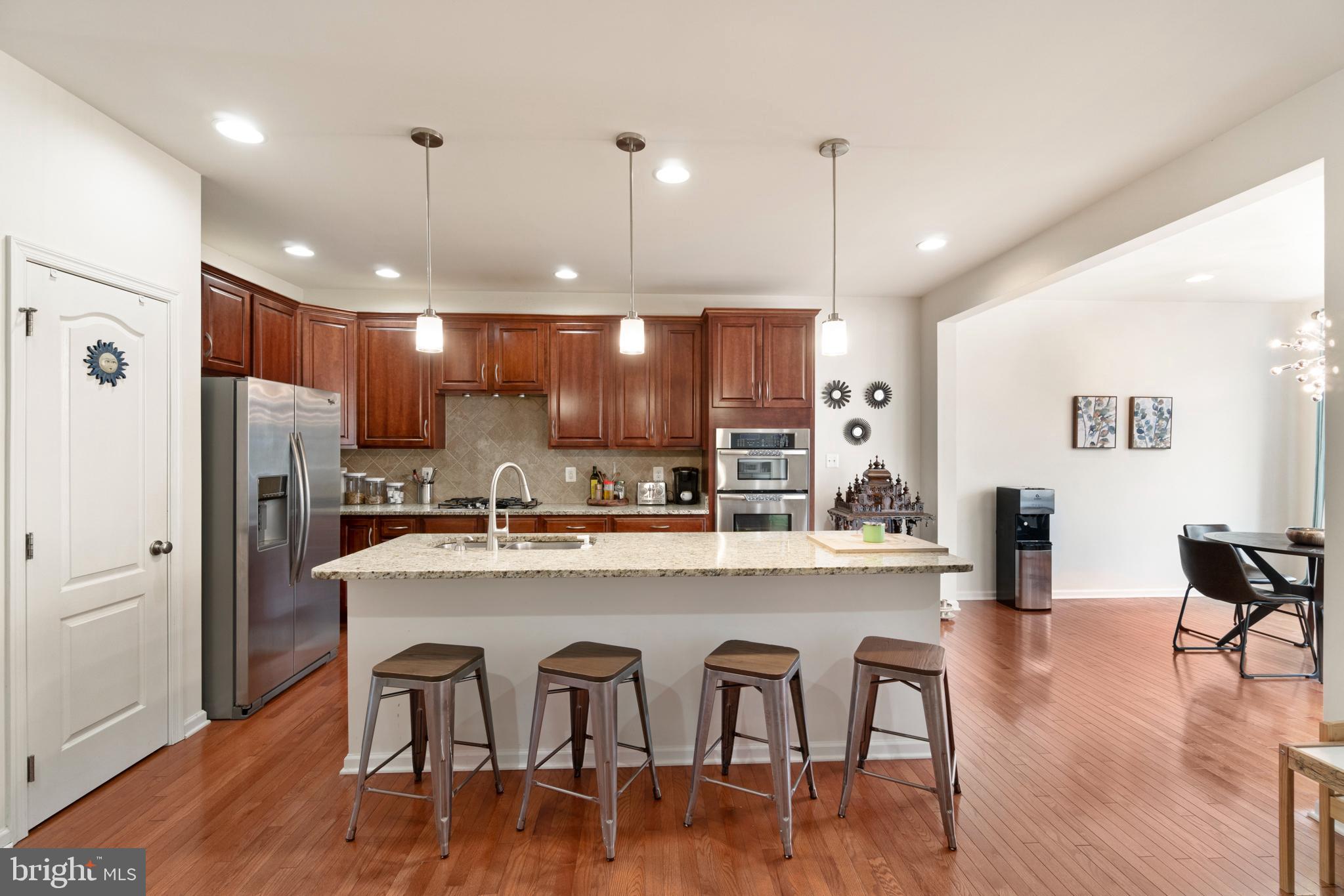 LOUDOUN VALLEY ESTATES 2 - Residential Lease