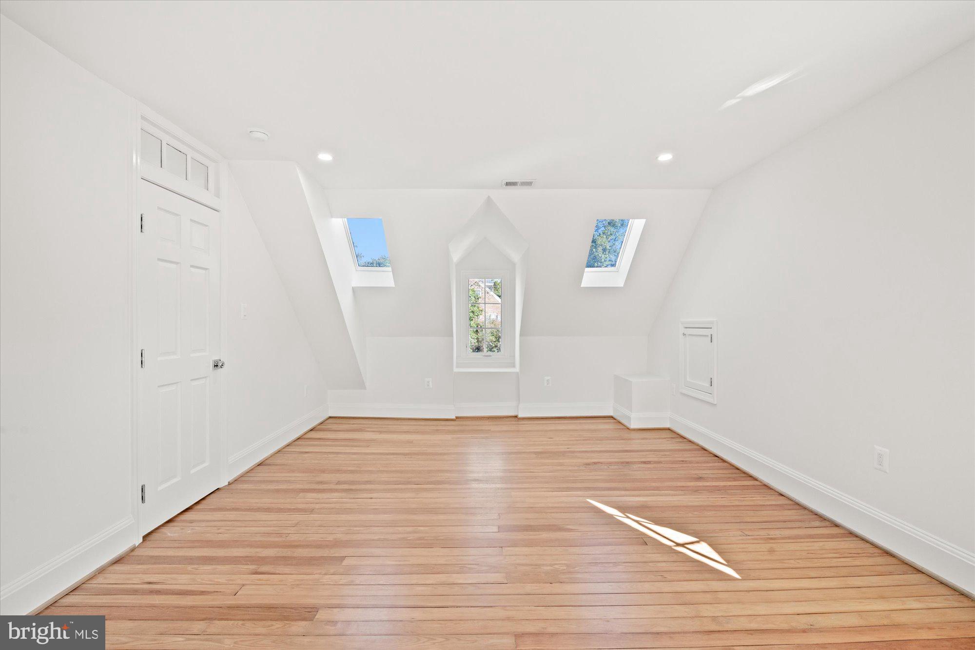 BELLE HAVEN - Residential