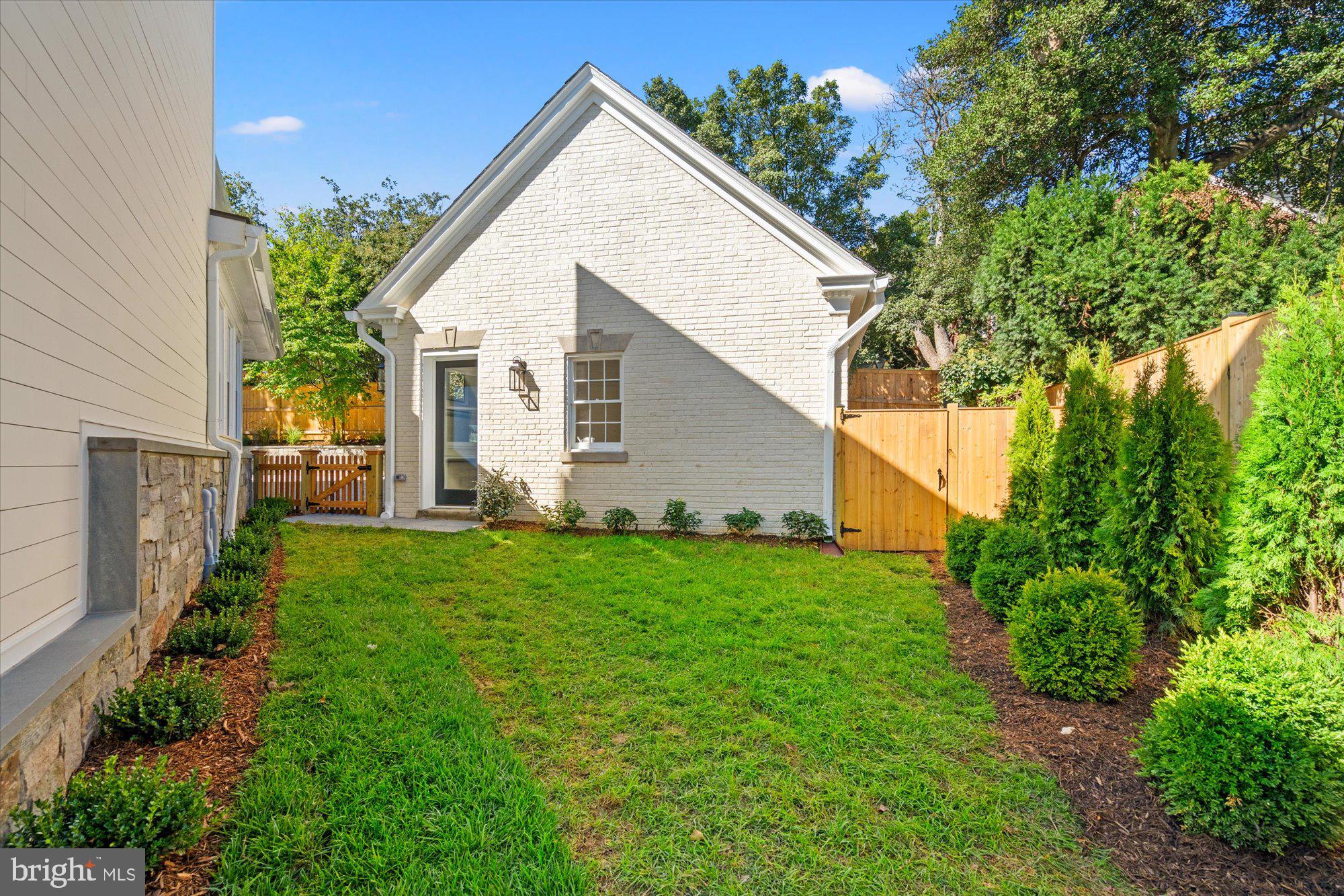 BELLE HAVEN - Residential