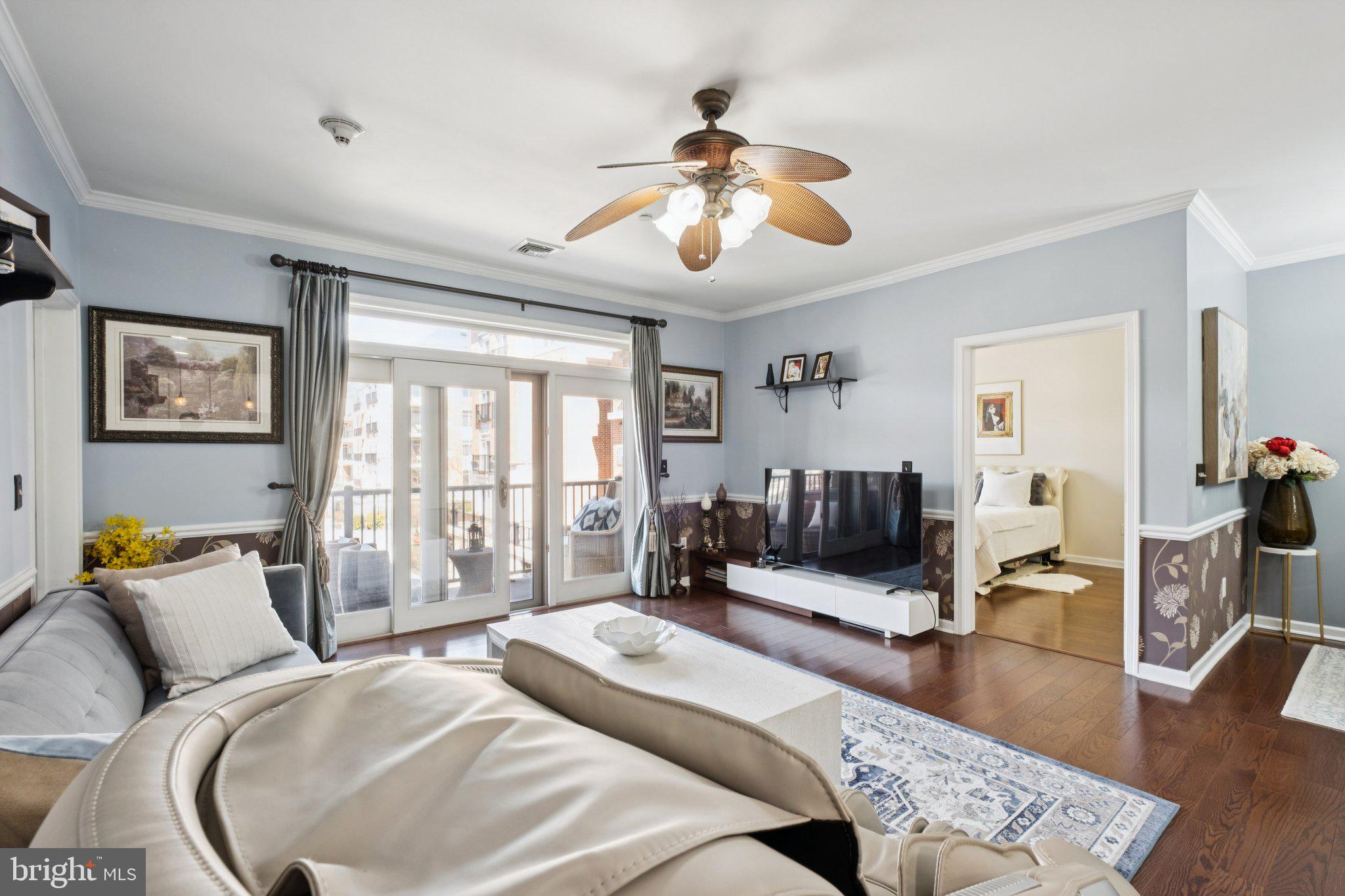 HUNTINGDON PLACE - Residential