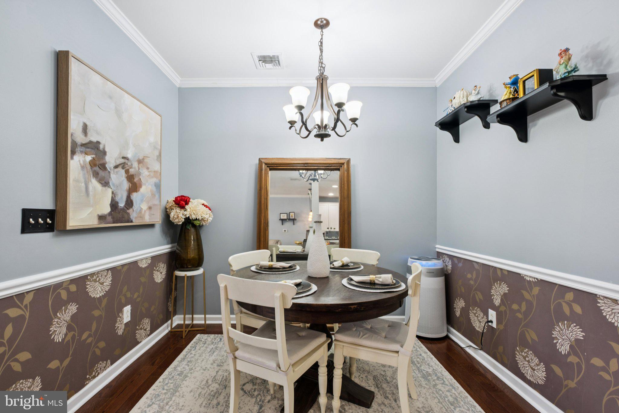 HUNTINGDON PLACE - Residential