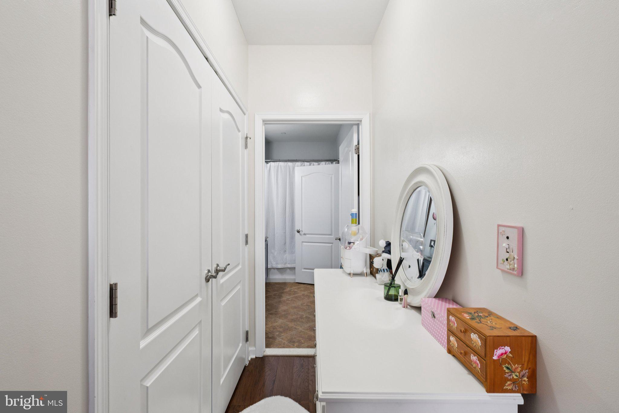 HUNTINGDON PLACE - Residential