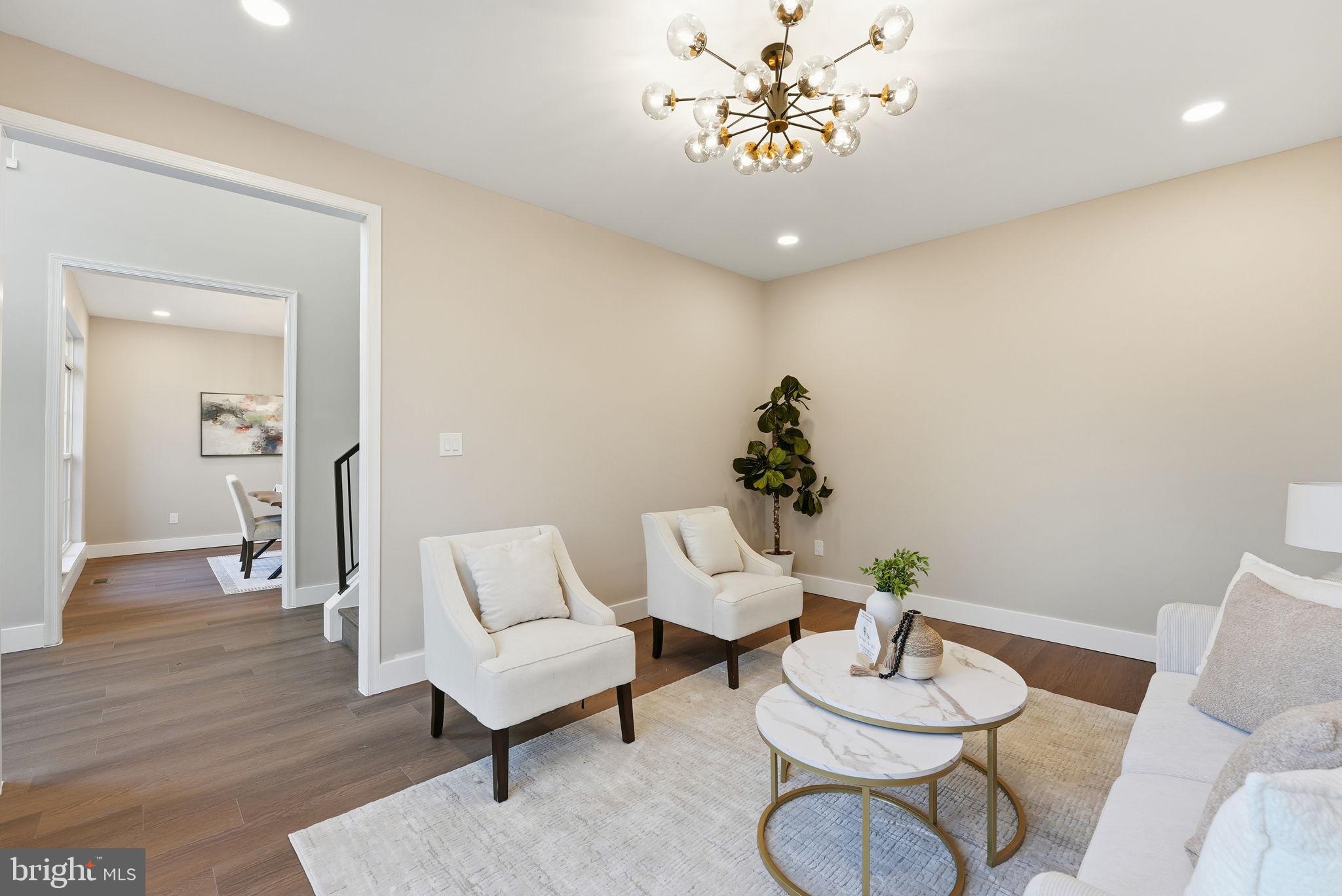 POTOMAC KNOLLS - Residential