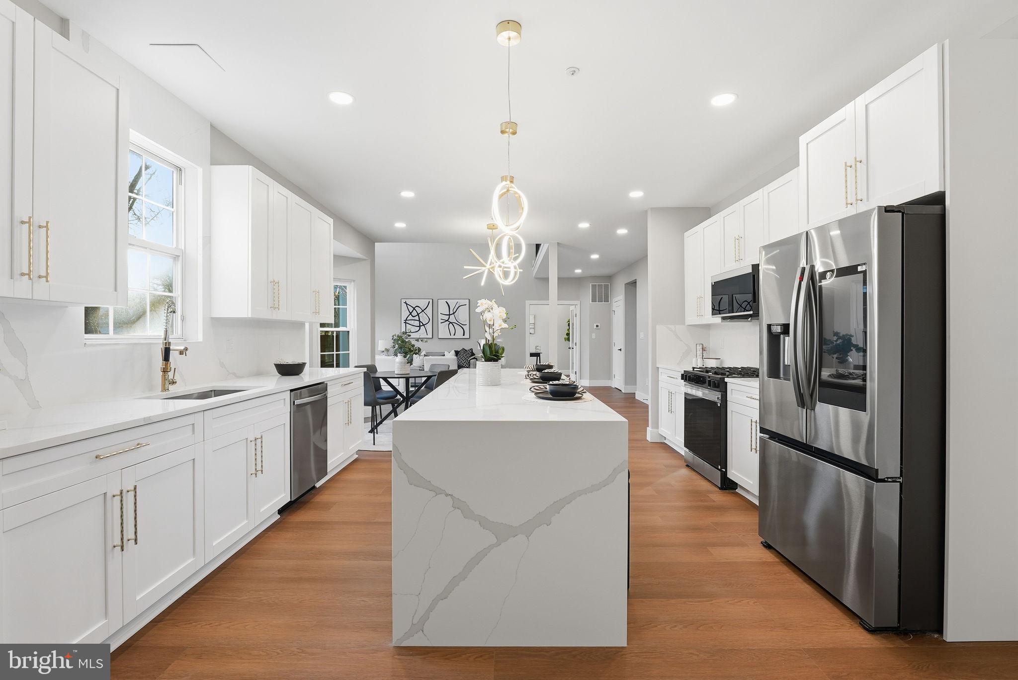 POTOMAC KNOLLS - Residential