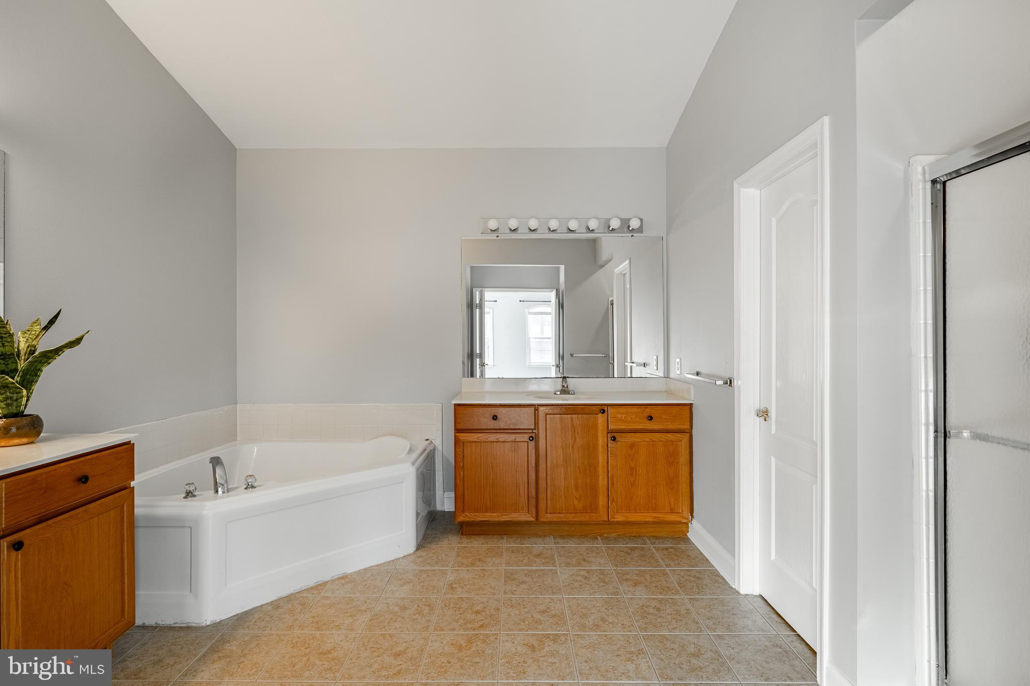 NORTHBROOK - Residential