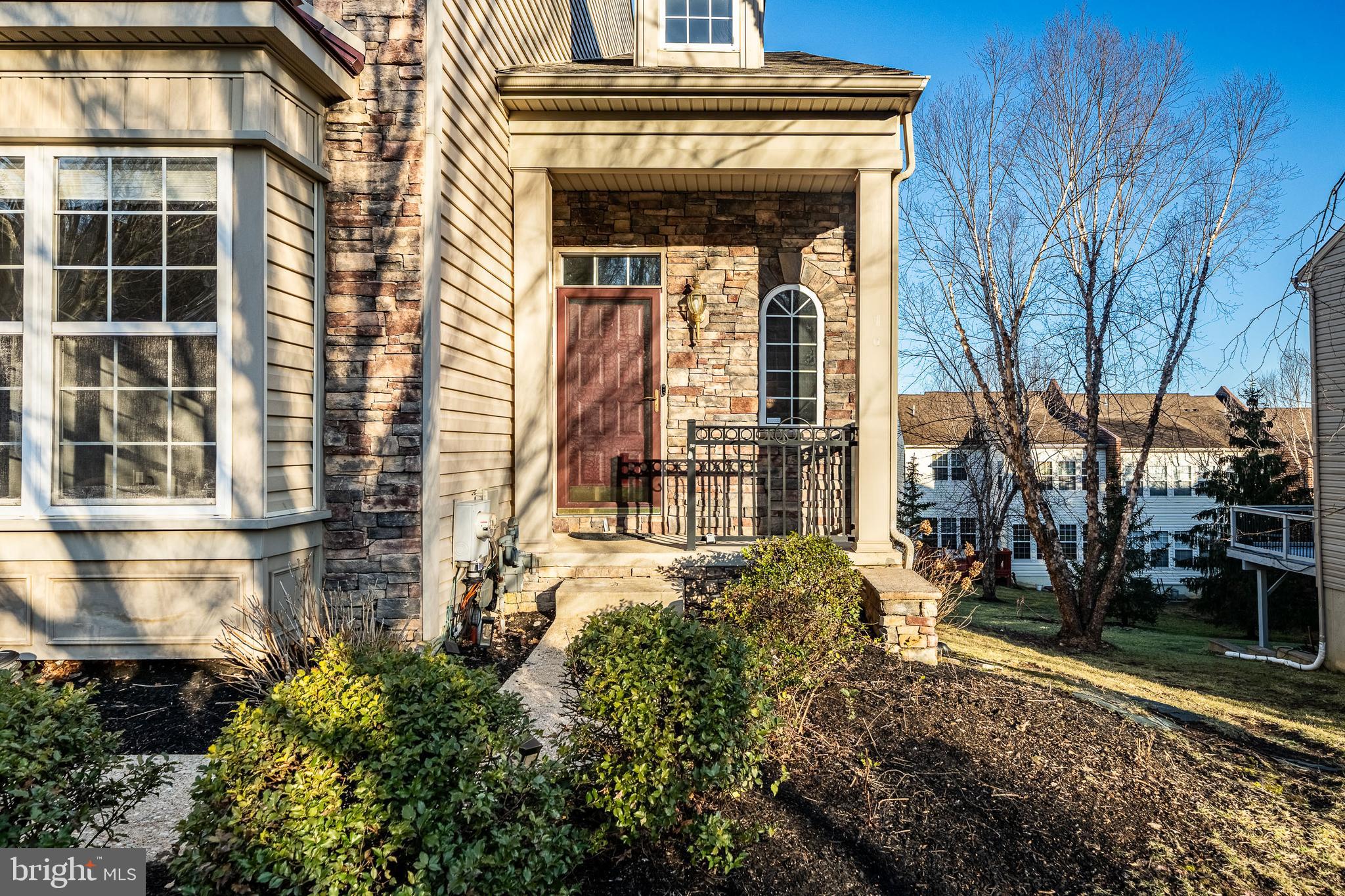 3137 WOODS EDGE DRIVE