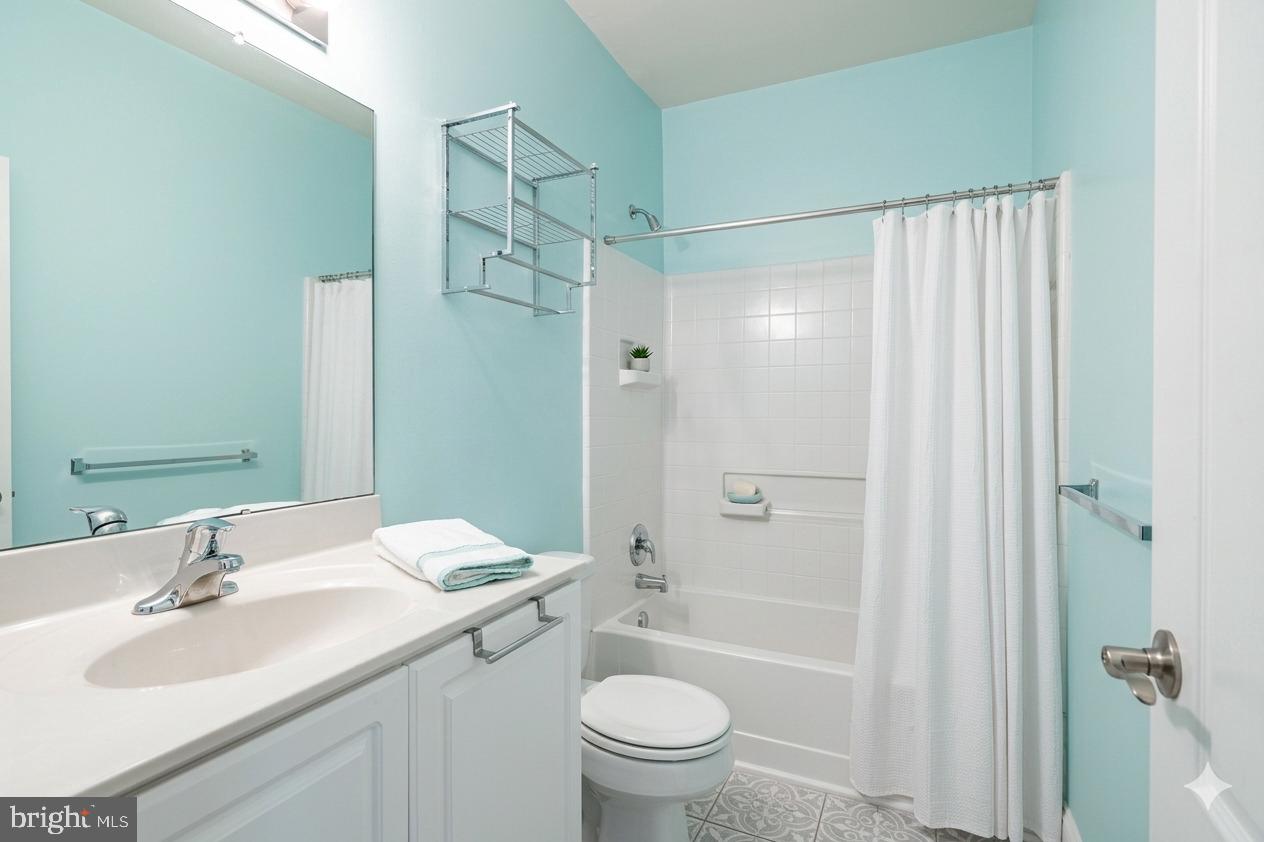 NORTHBROOK - Residential