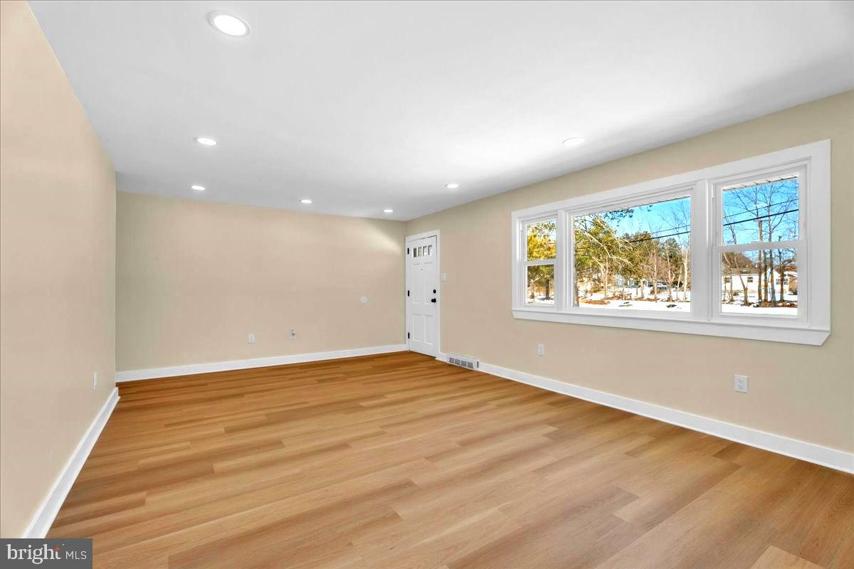 315 W ATLANTIC AVENUE