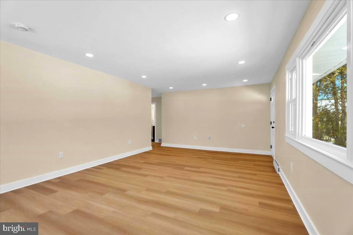 315 W ATLANTIC AVENUE