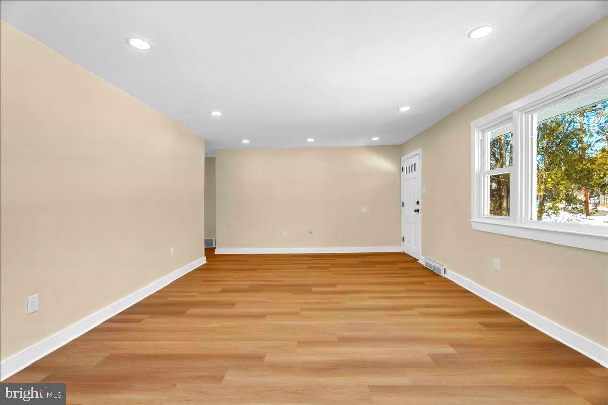 315 W ATLANTIC AVENUE