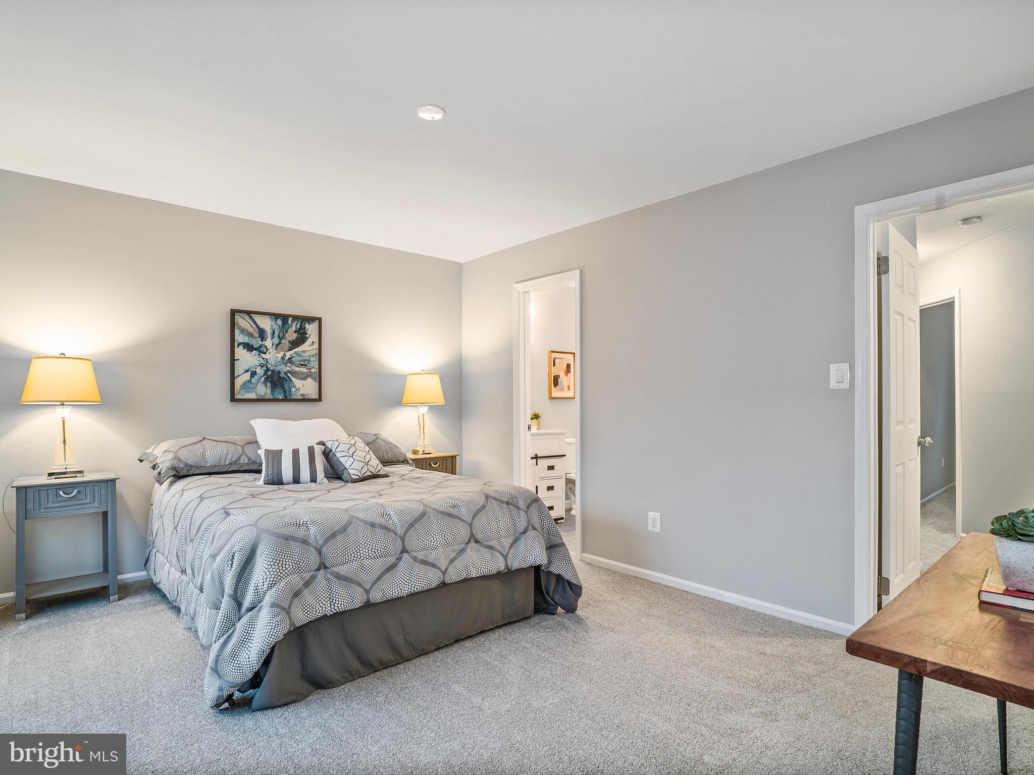 GUNNERS LAKE VILLAGE - Residential