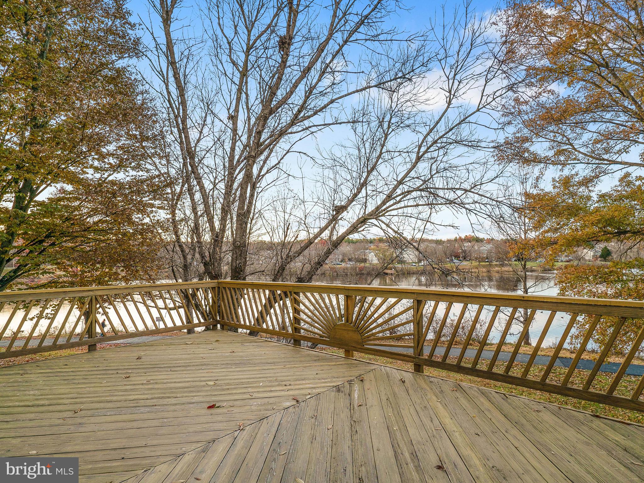 GUNNERS LAKE VILLAGE - Residential