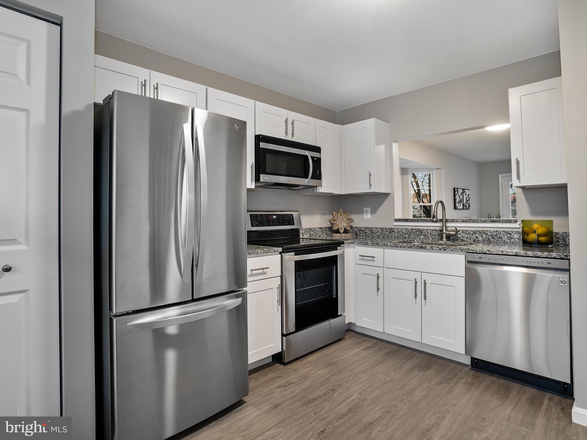 GUNNERS LAKE VILLAGE - Residential