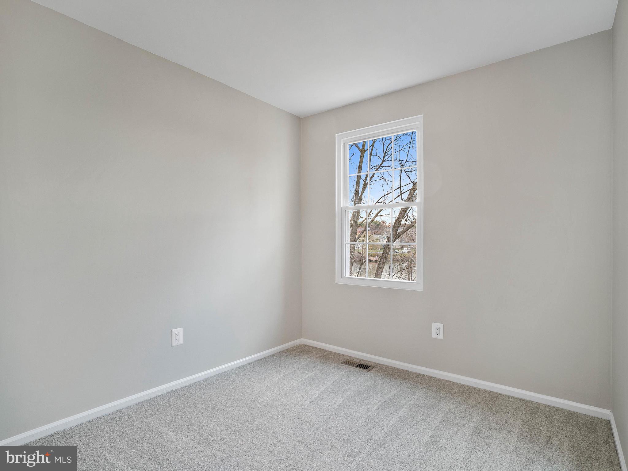 GUNNERS LAKE VILLAGE - Residential