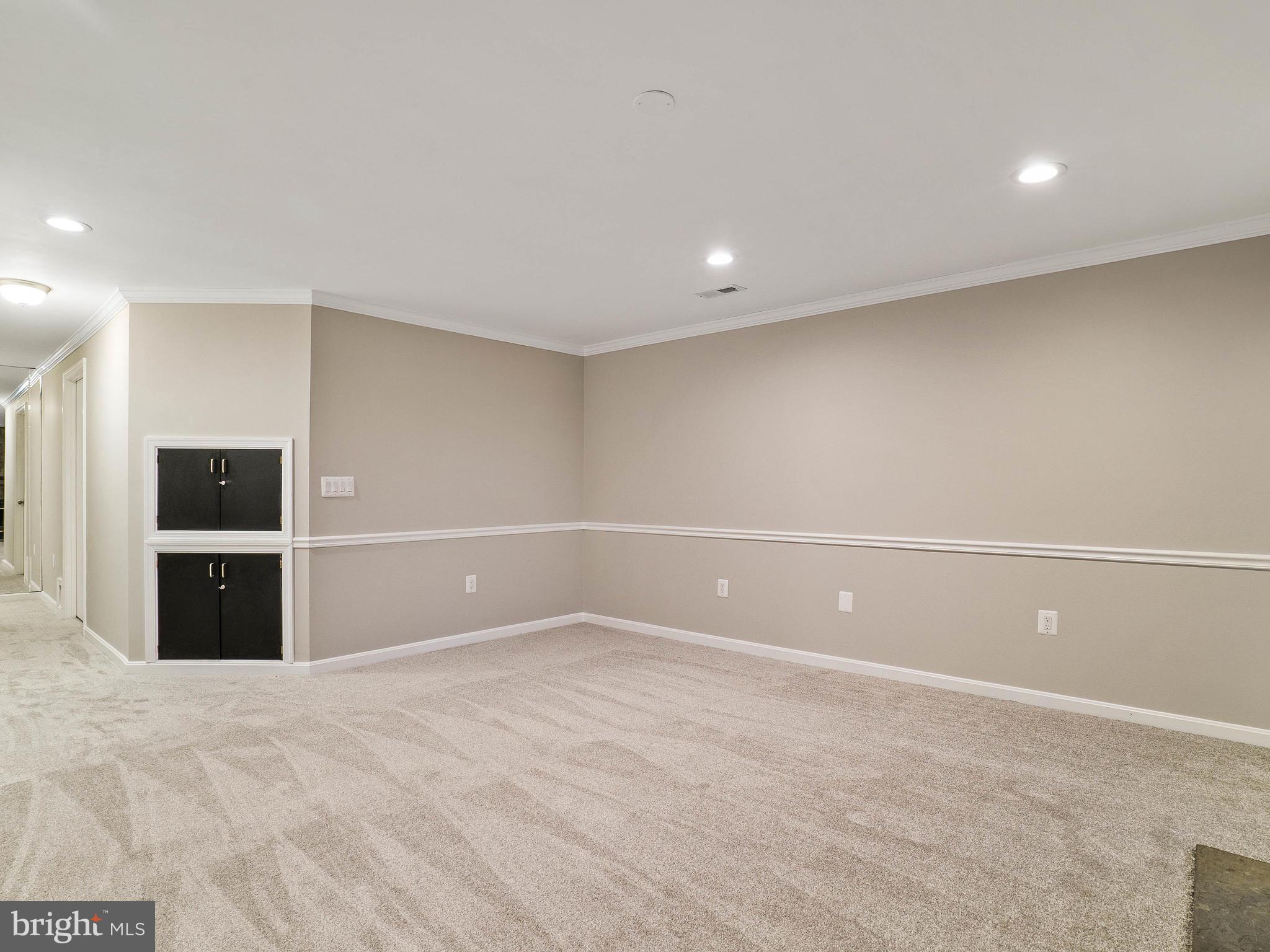 GUNNERS LAKE VILLAGE - Residential