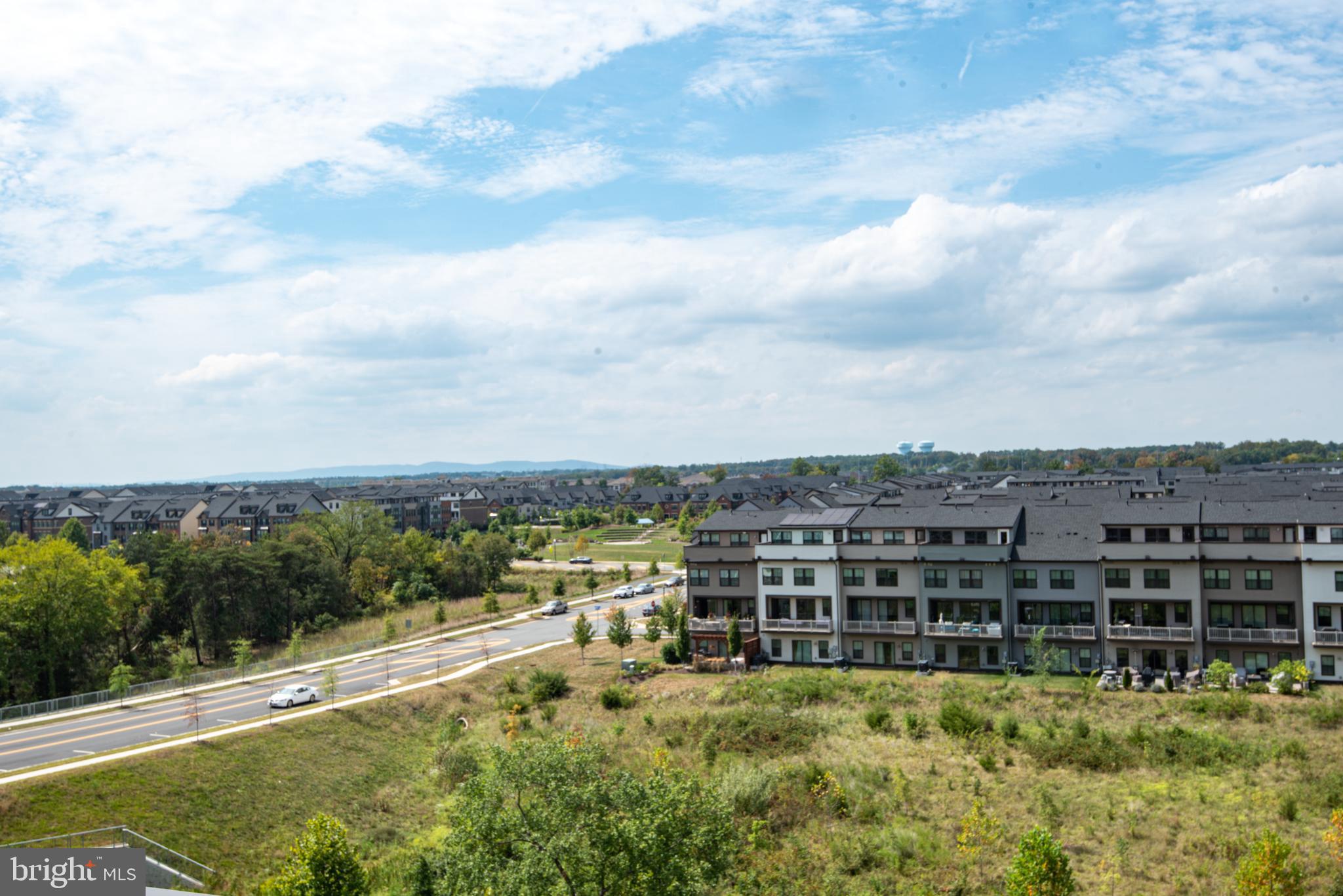 METRO WALK AT MOOREFIELD STATION - Residential