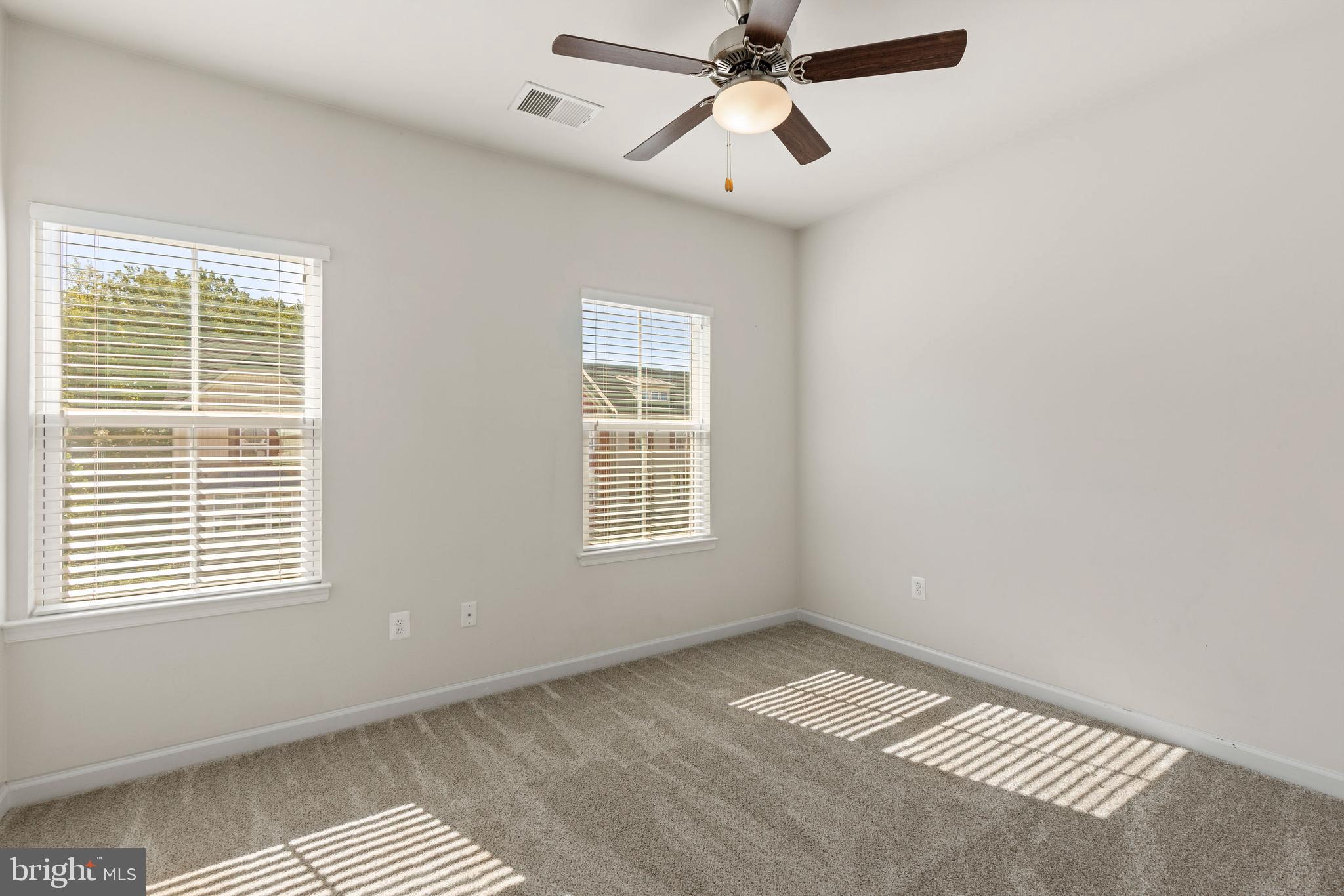 CREEKSIDE VILLAGE - Residential Lease