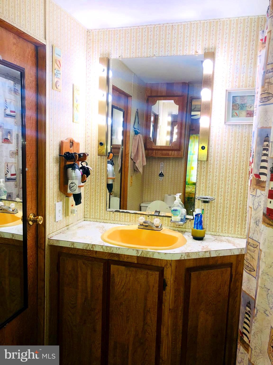 WHITE HORSE PARK II - Residential