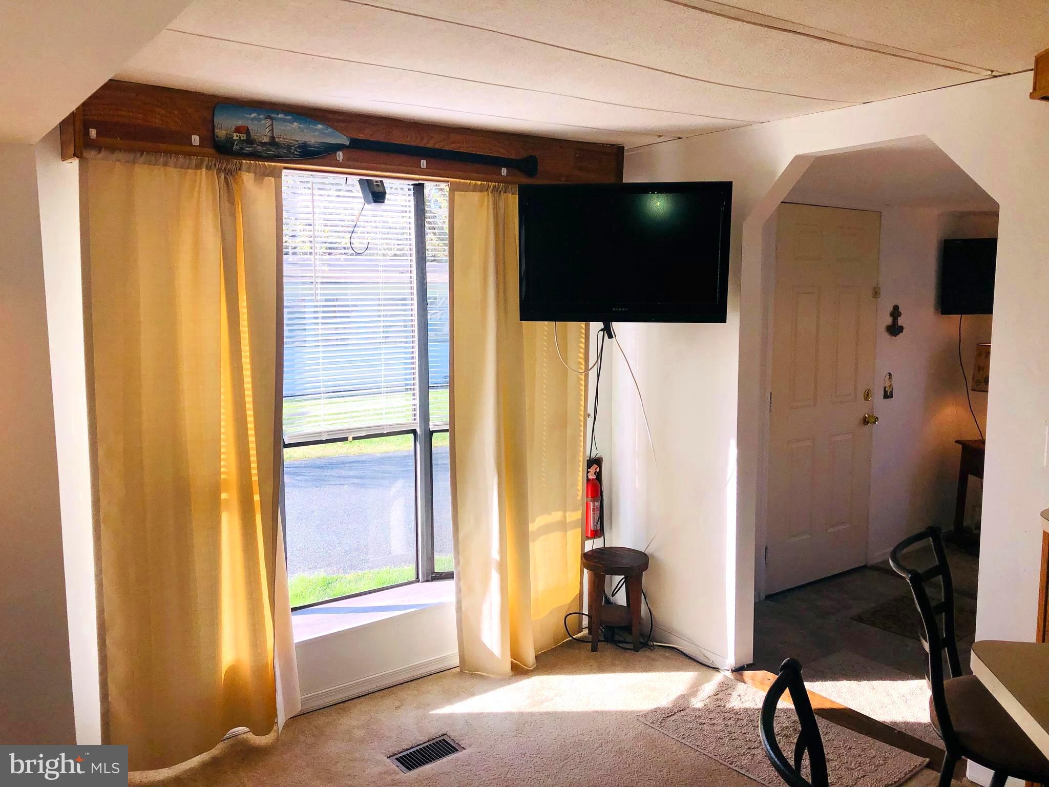 WHITE HORSE PARK II - Residential