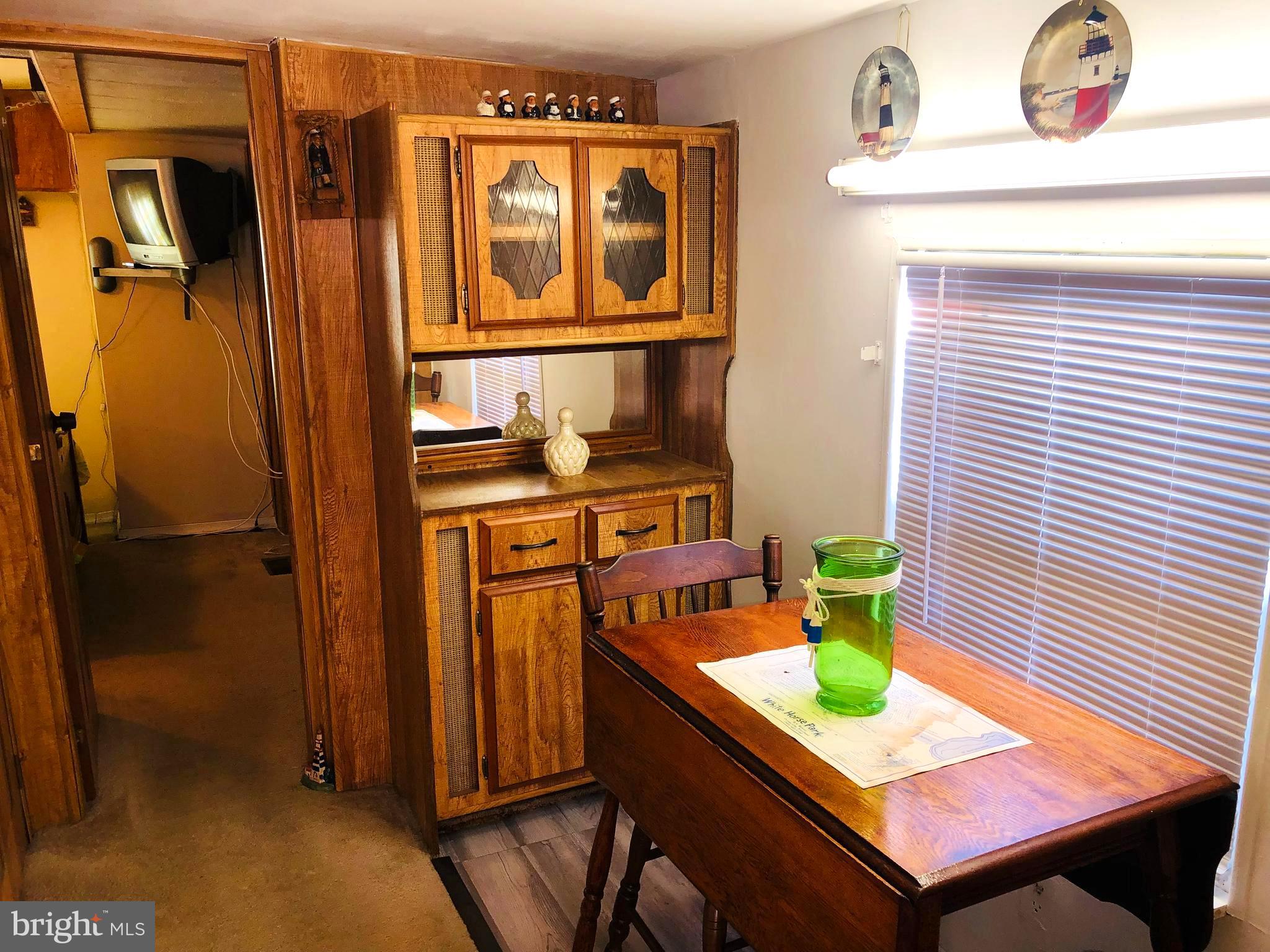 WHITE HORSE PARK II - Residential