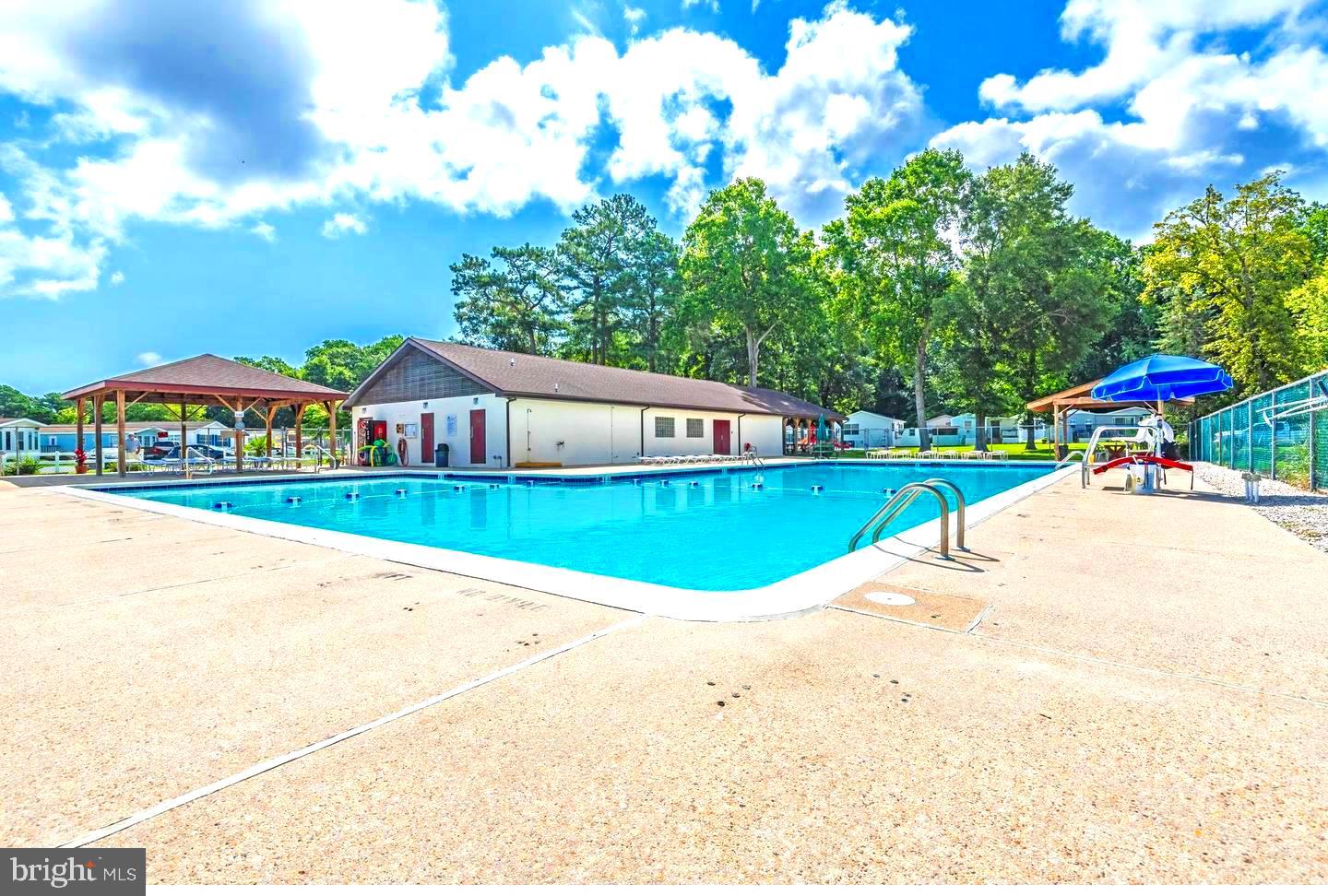 WHITE HORSE PARK II - Residential