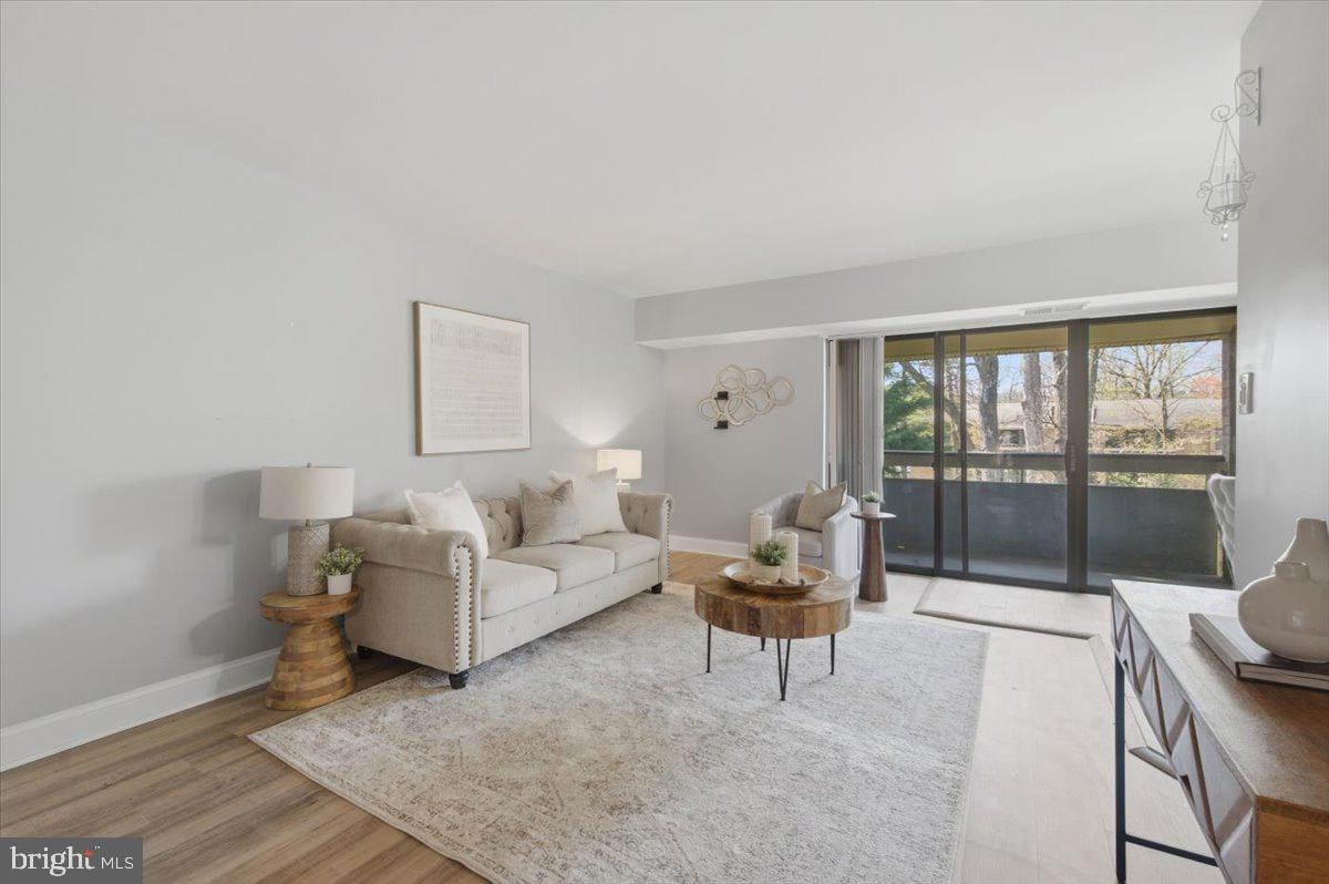 GLENVALE CONDO - Residential