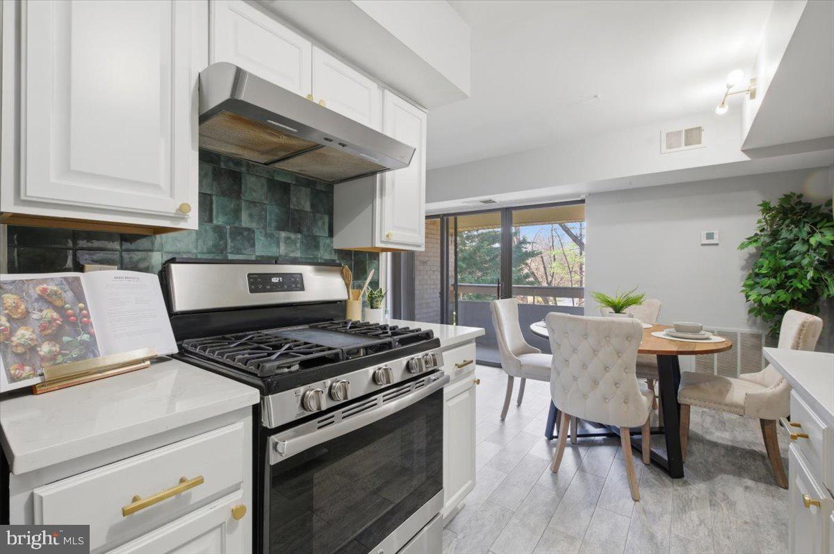 GLENVALE CONDO - Residential