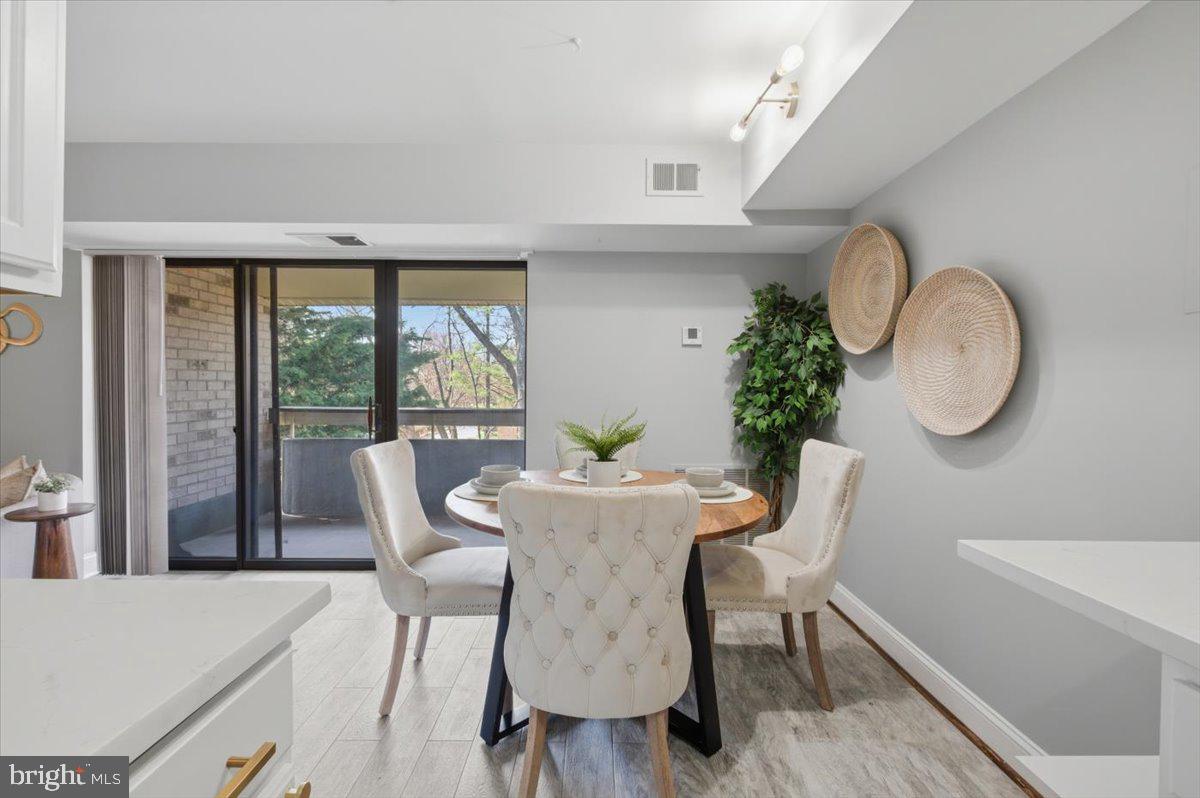 GLENVALE CONDO - Residential