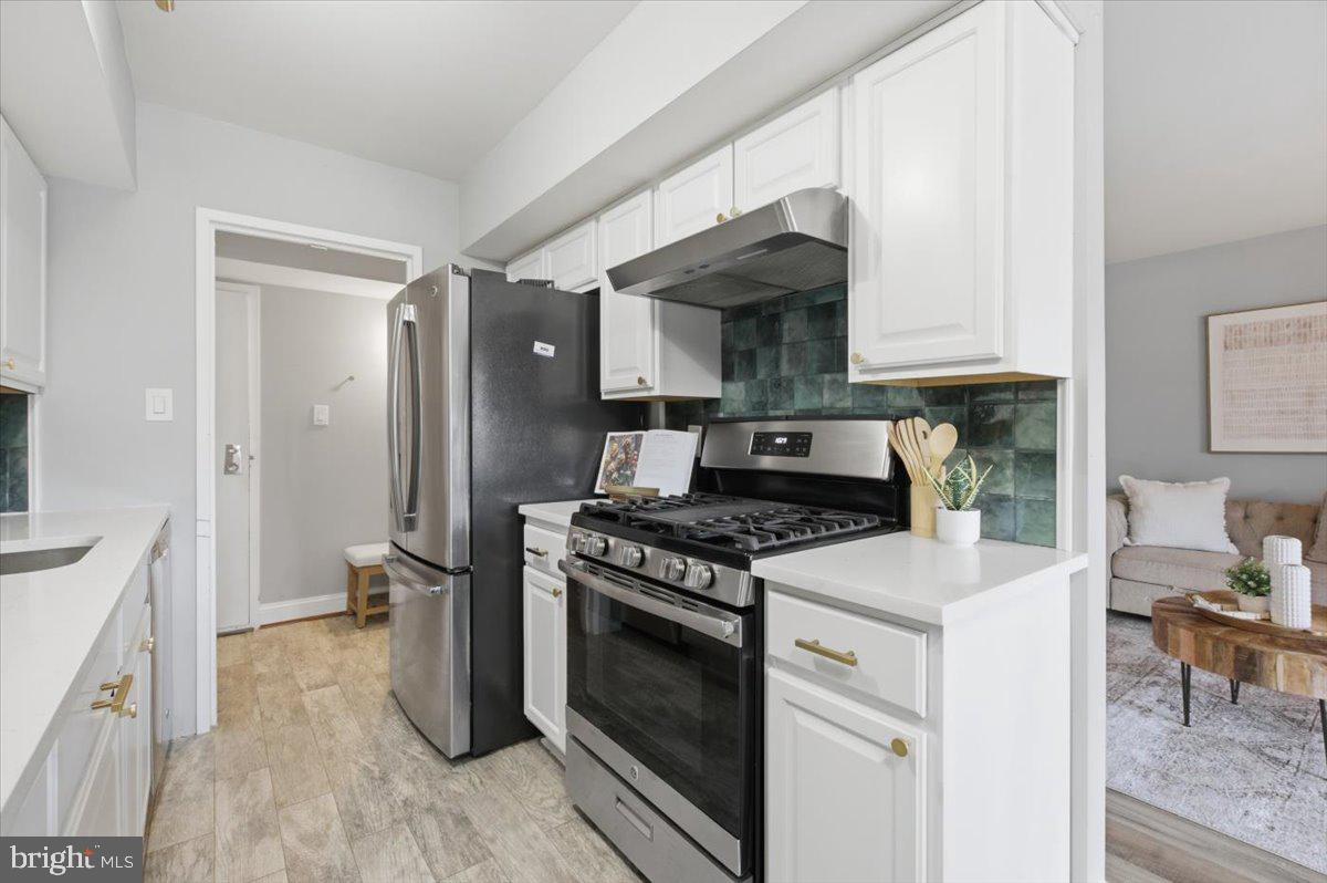 GLENVALE CONDO - Residential