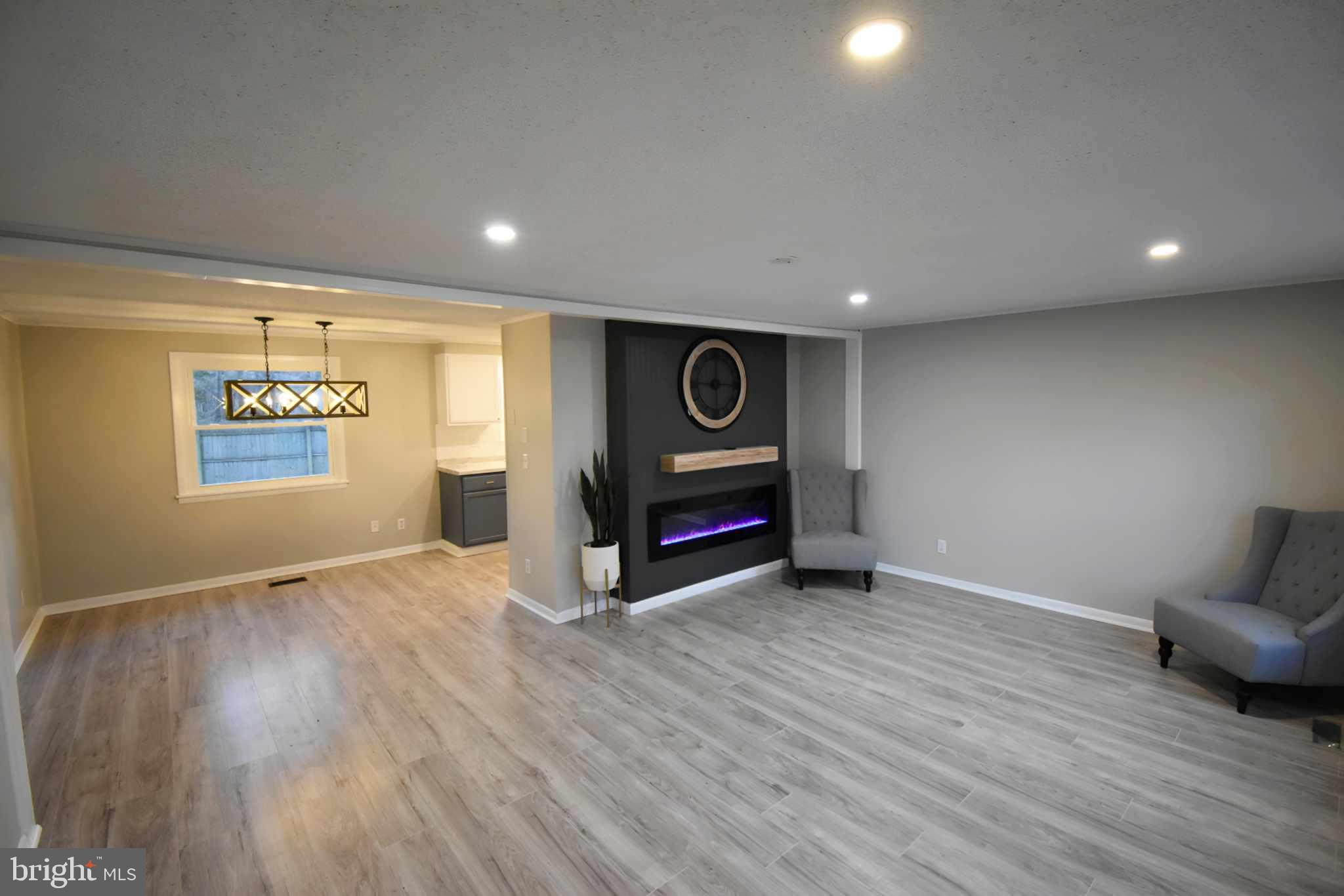 CEDAR COVE - Residential