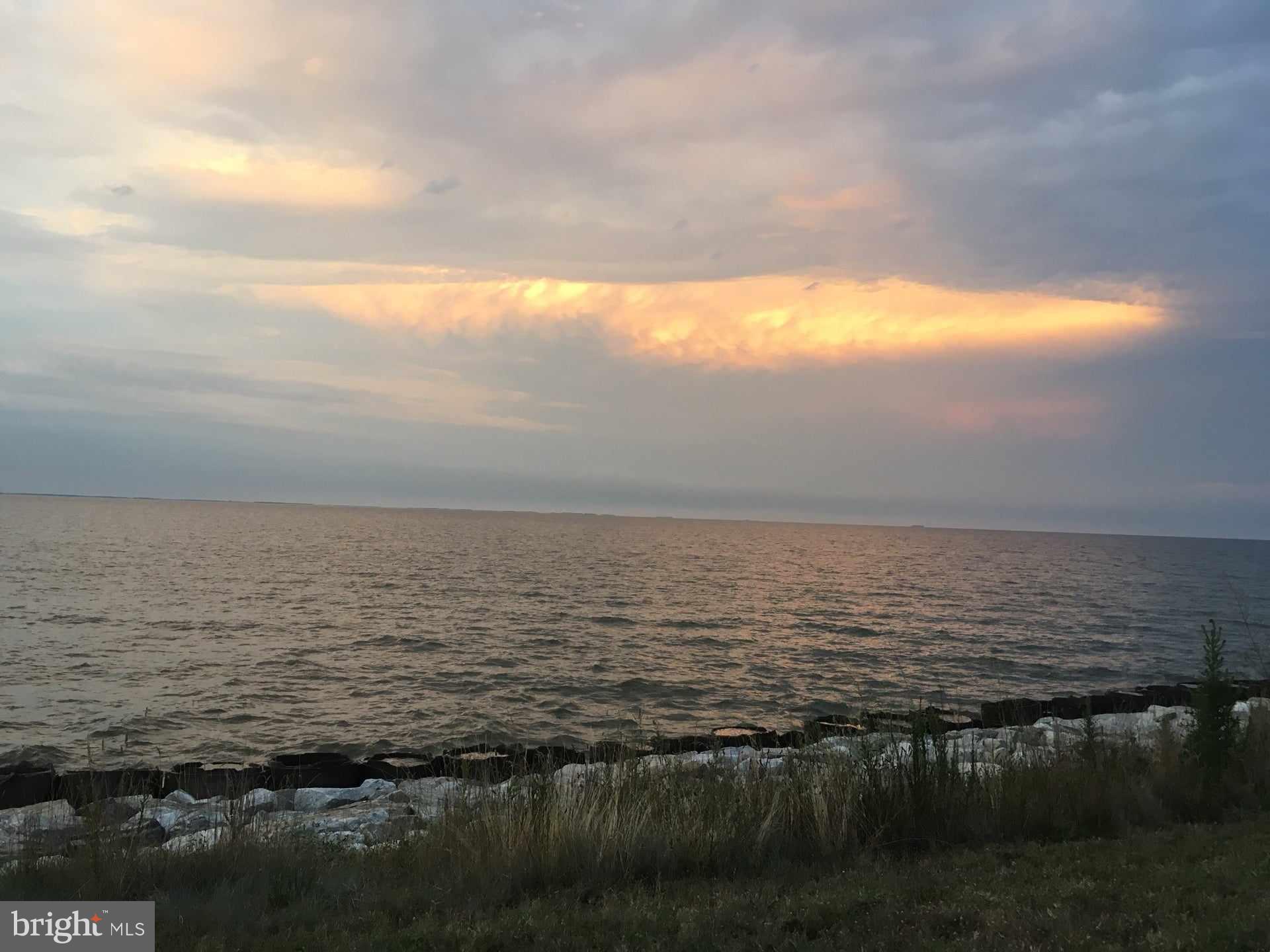 CEDAR COVE - Residential