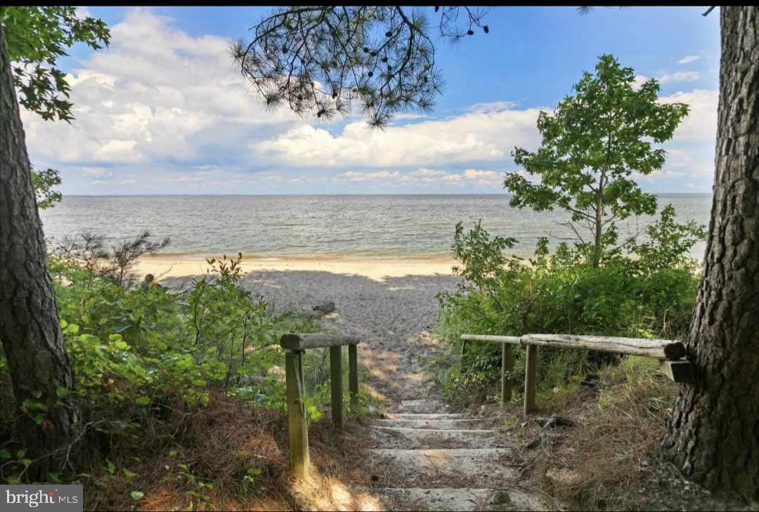 CEDAR COVE - Residential