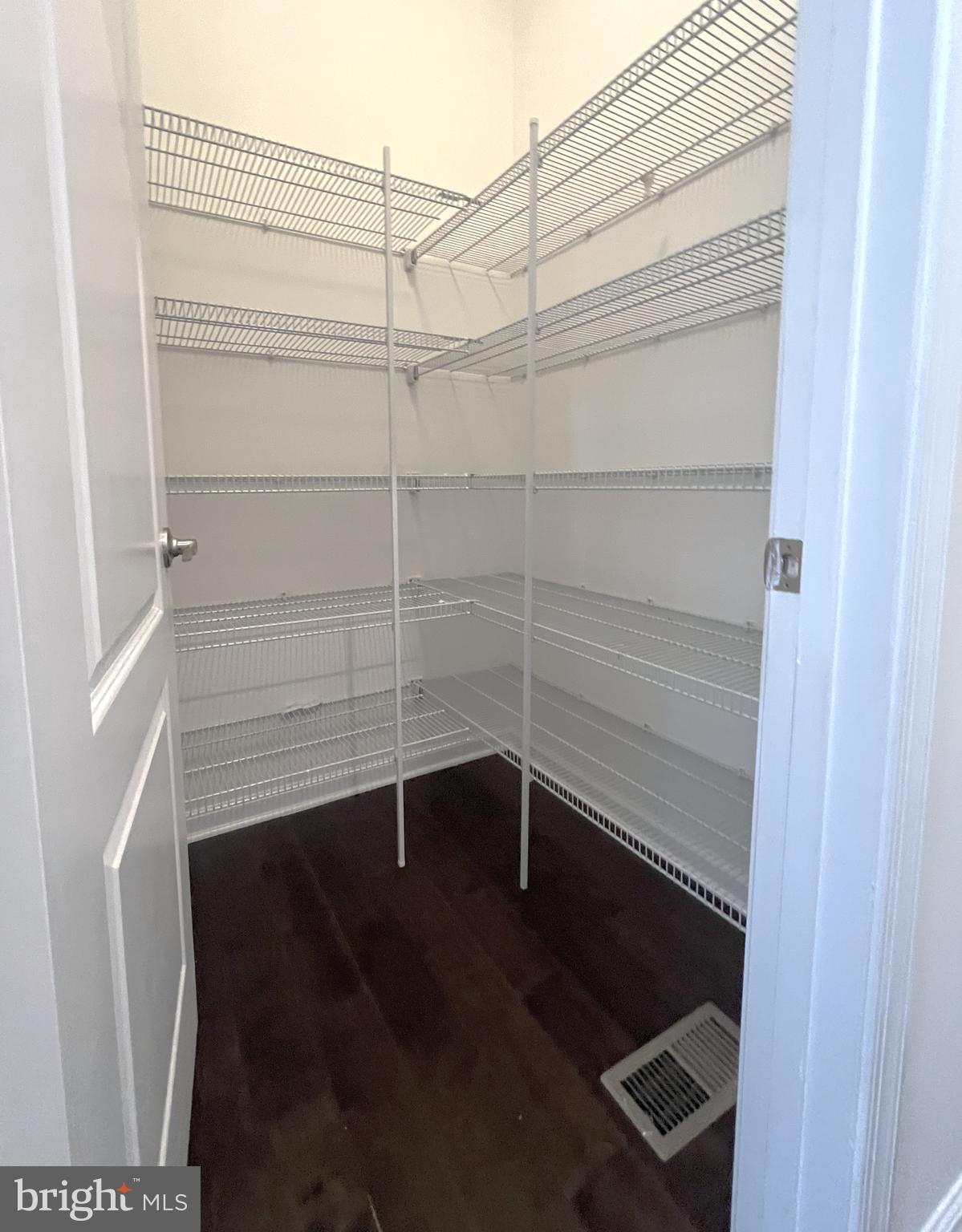 DISCOVERY SQUARE - Residential Lease