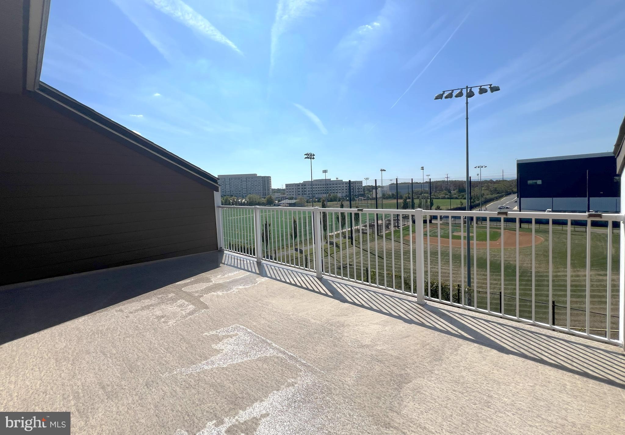 DISCOVERY SQUARE - Residential Lease