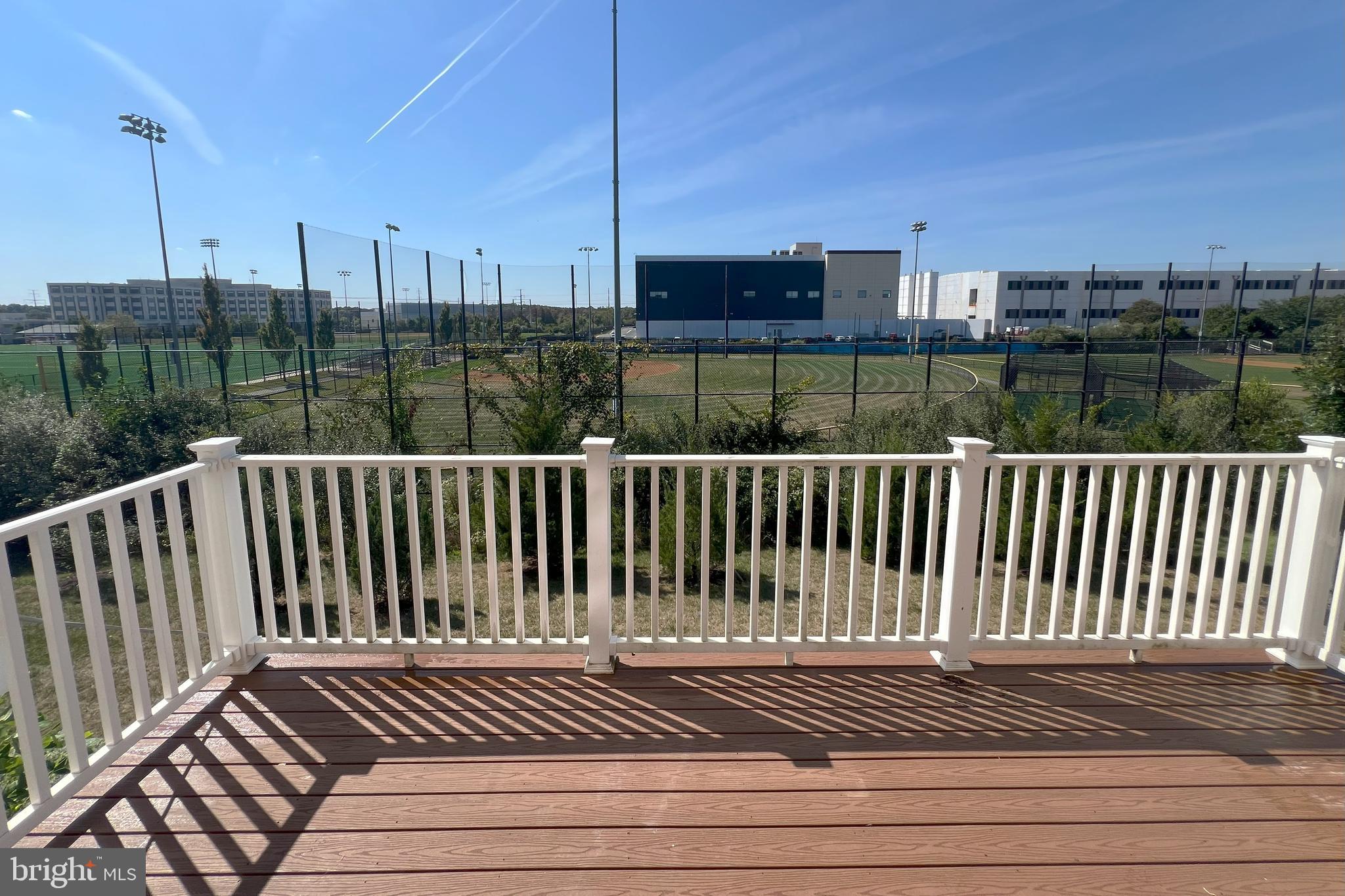 DISCOVERY SQUARE - Residential Lease