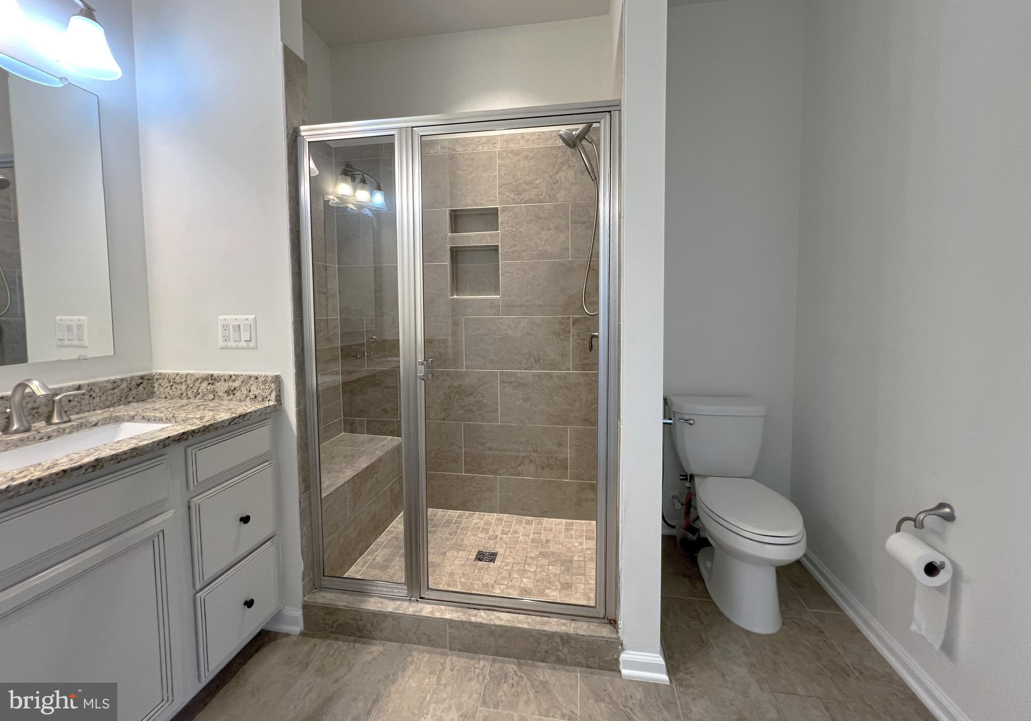 DISCOVERY SQUARE - Residential Lease