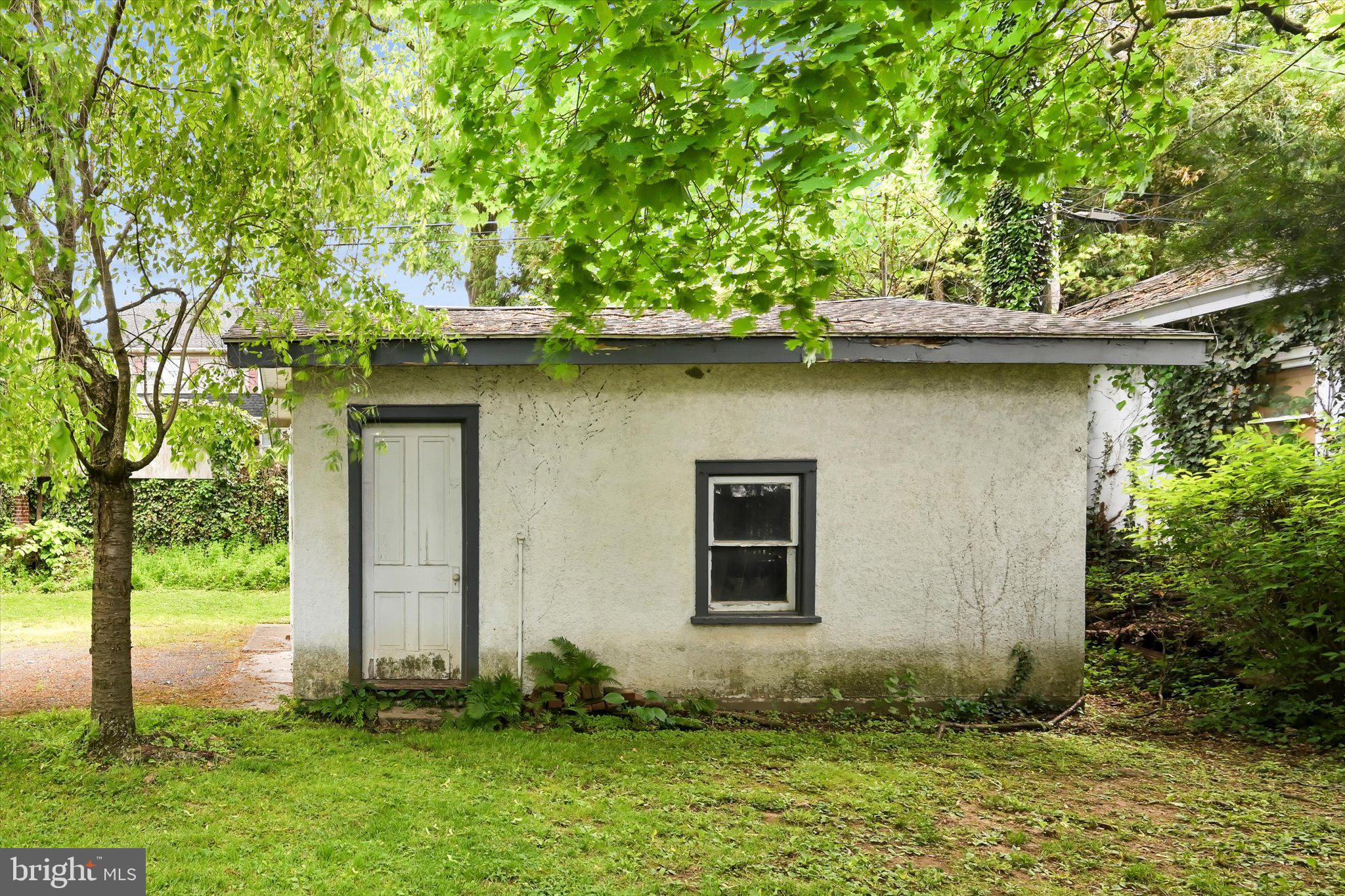 LEBANON CITY - Residential