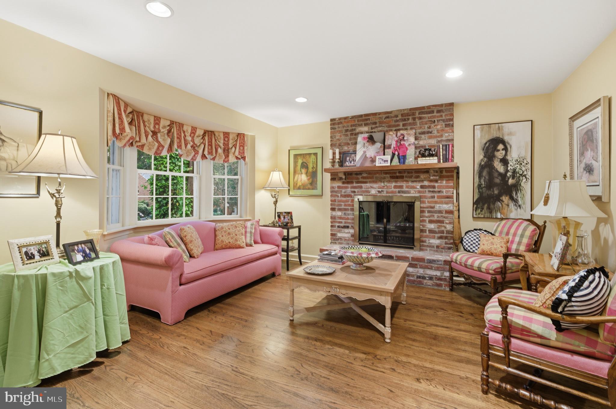 510 TWIN OAKS DRIVE