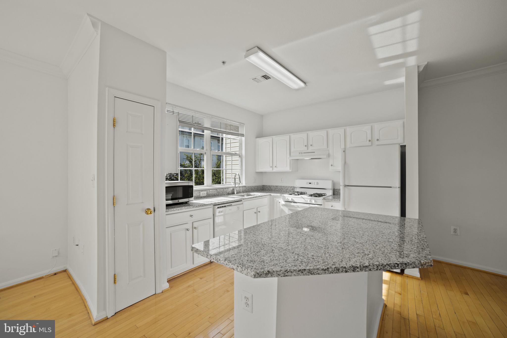 PARKSIDE AT ASHBURN - Residential Lease