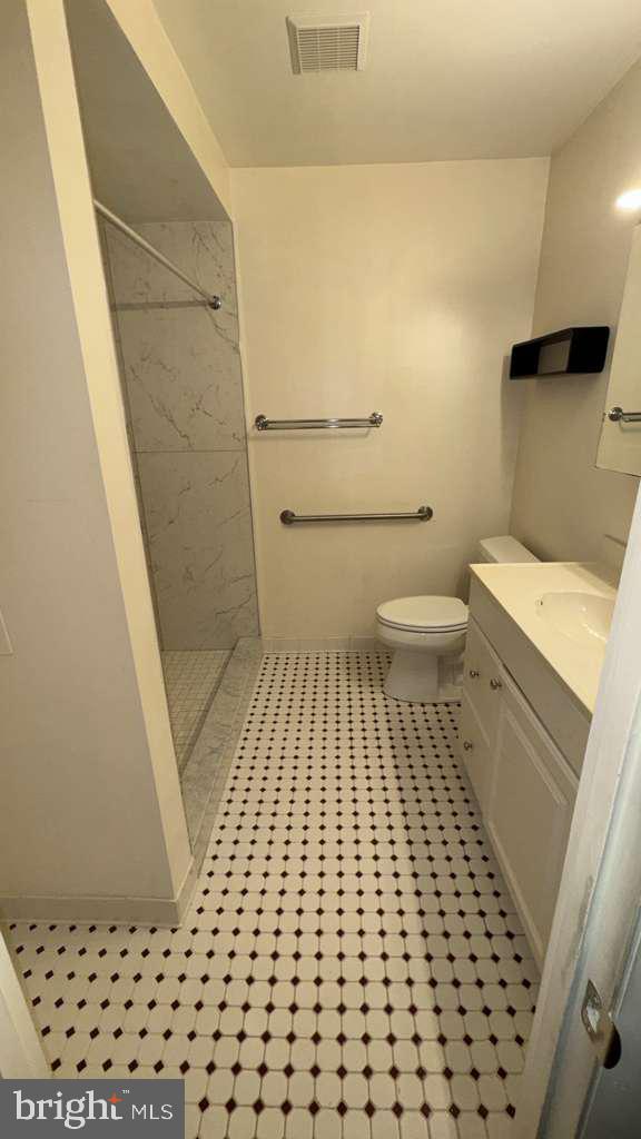 PIKESVILLE - Residential