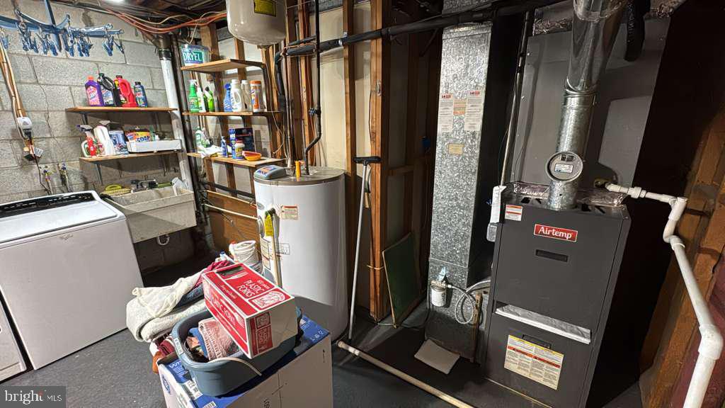 PIKESVILLE - Residential