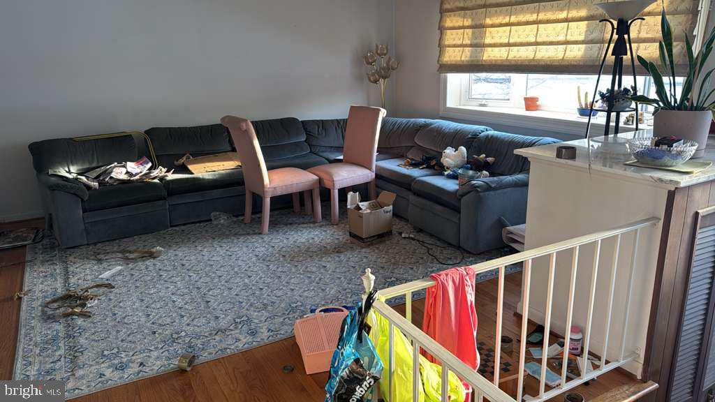 PIKESVILLE - Residential