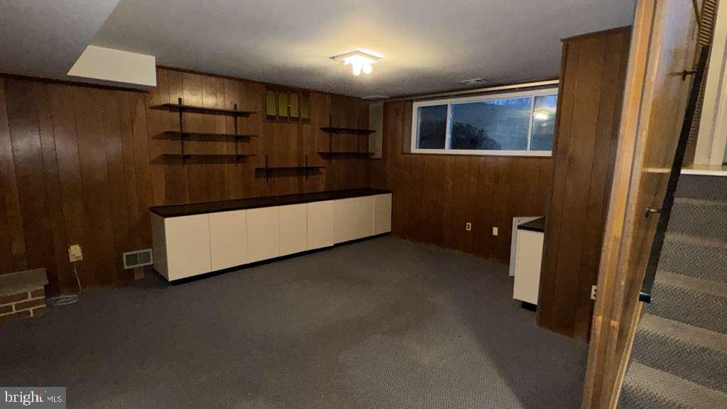 PIKESVILLE - Residential