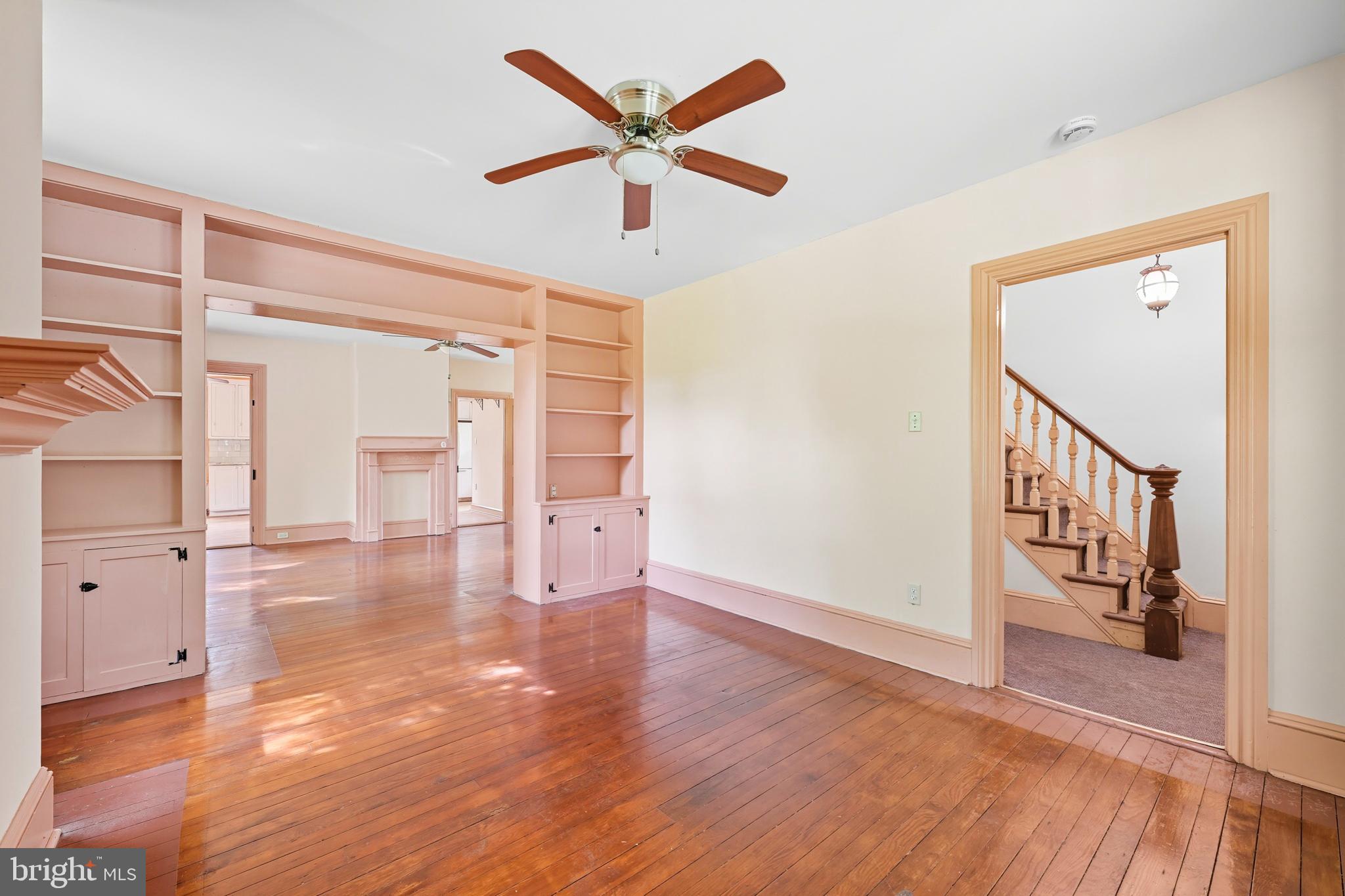 WOODGATE - Residential Lease