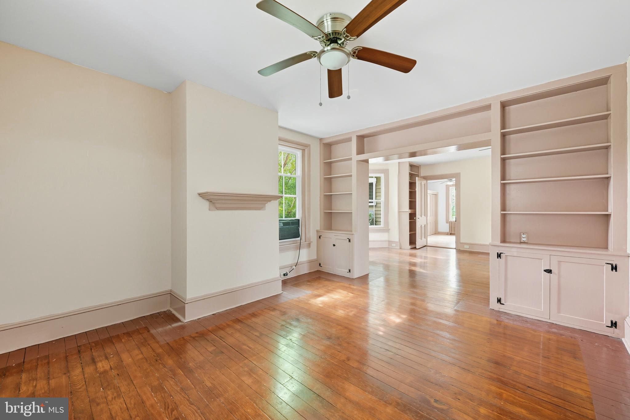 WOODGATE - Residential Lease