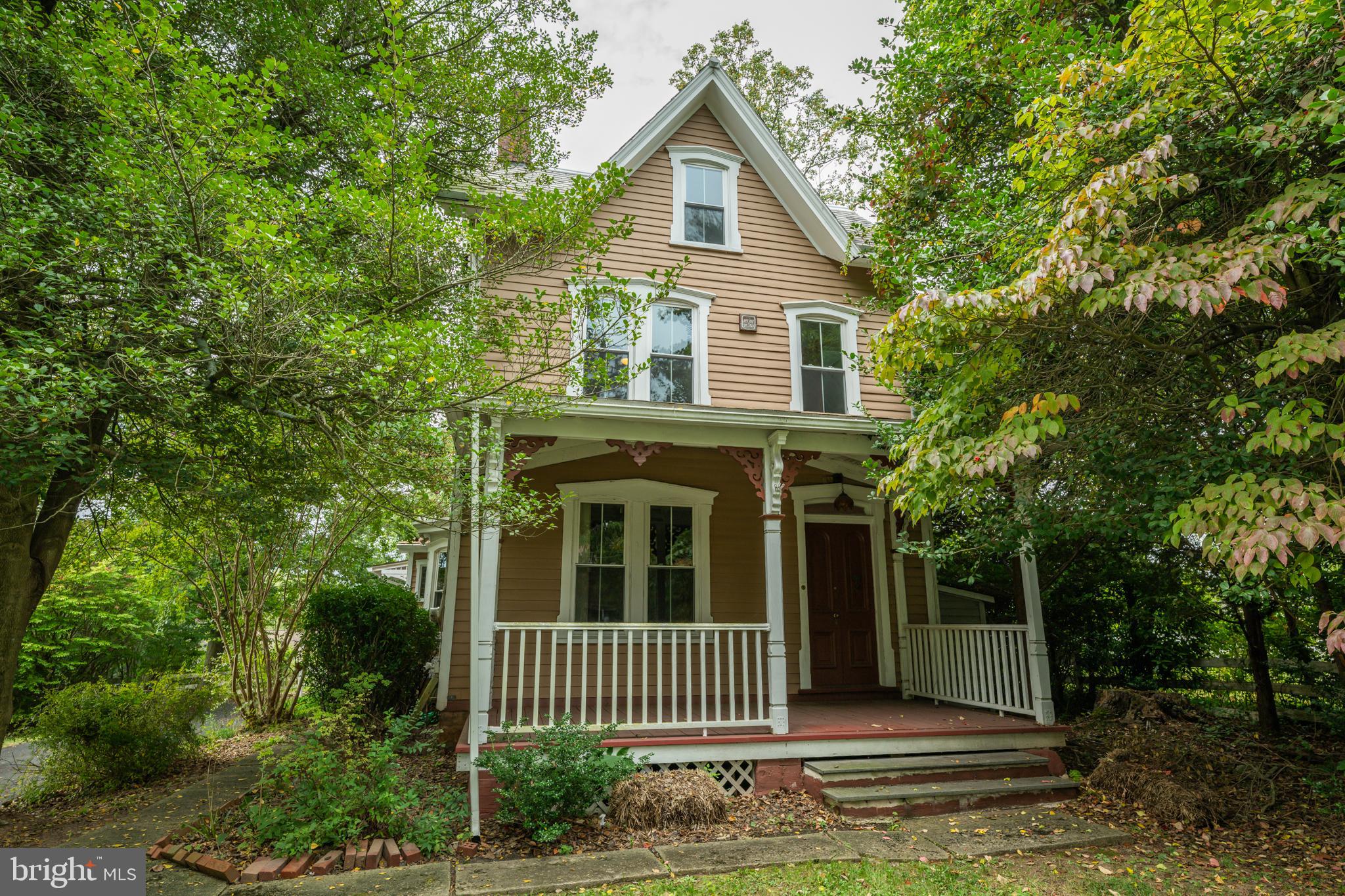 WOODGATE - Residential Lease