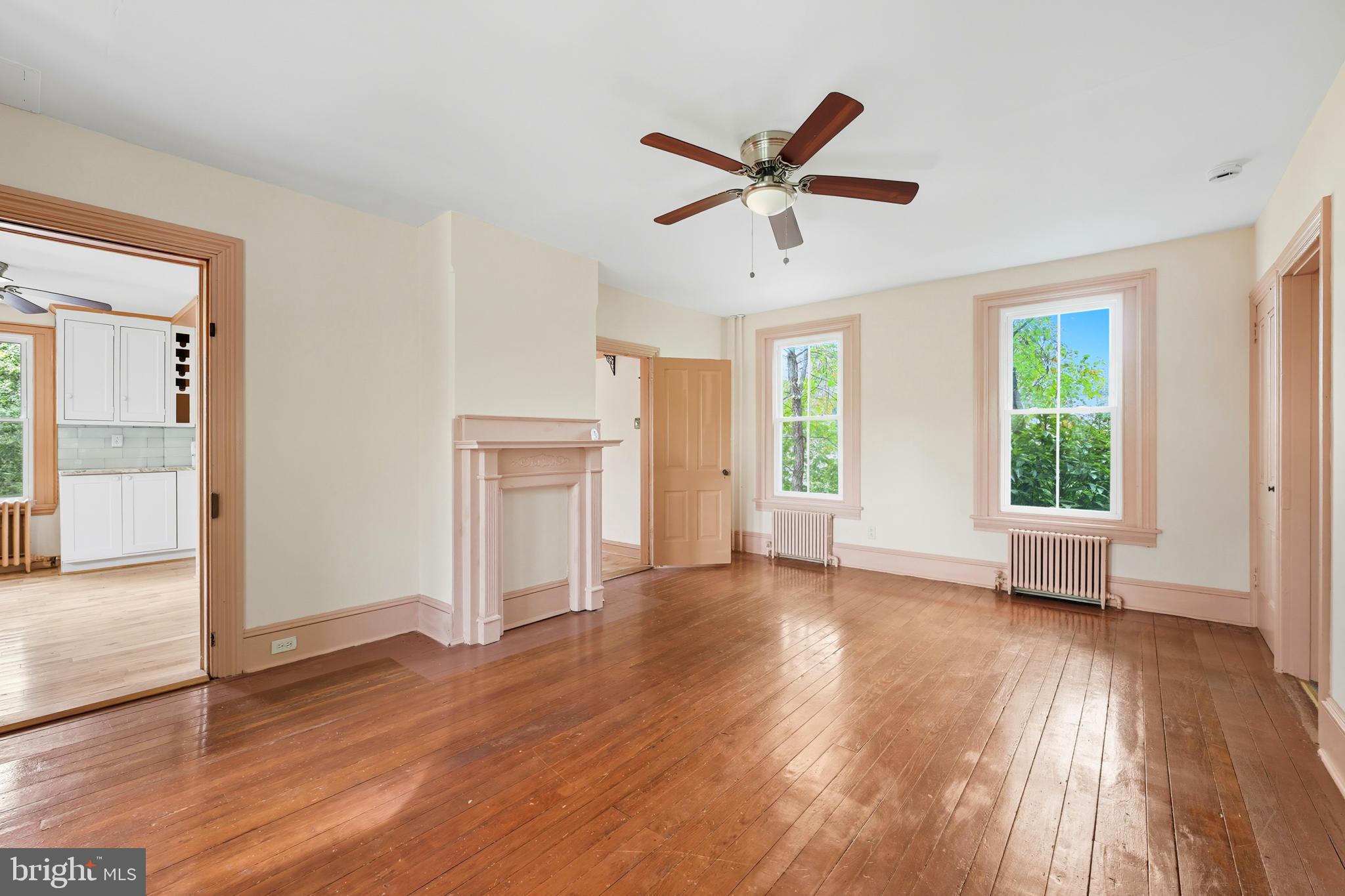 WOODGATE - Residential Lease